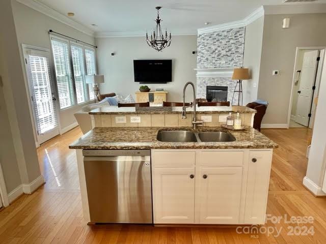 17600 Harbor Walk Drive