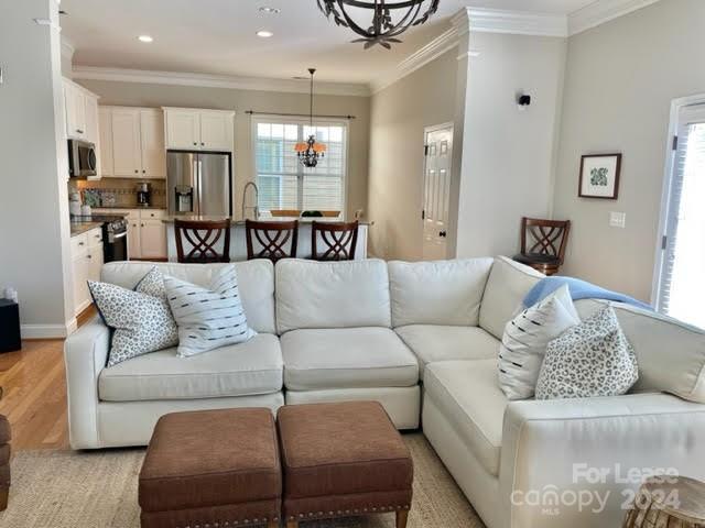 17600 Harbor Walk Drive