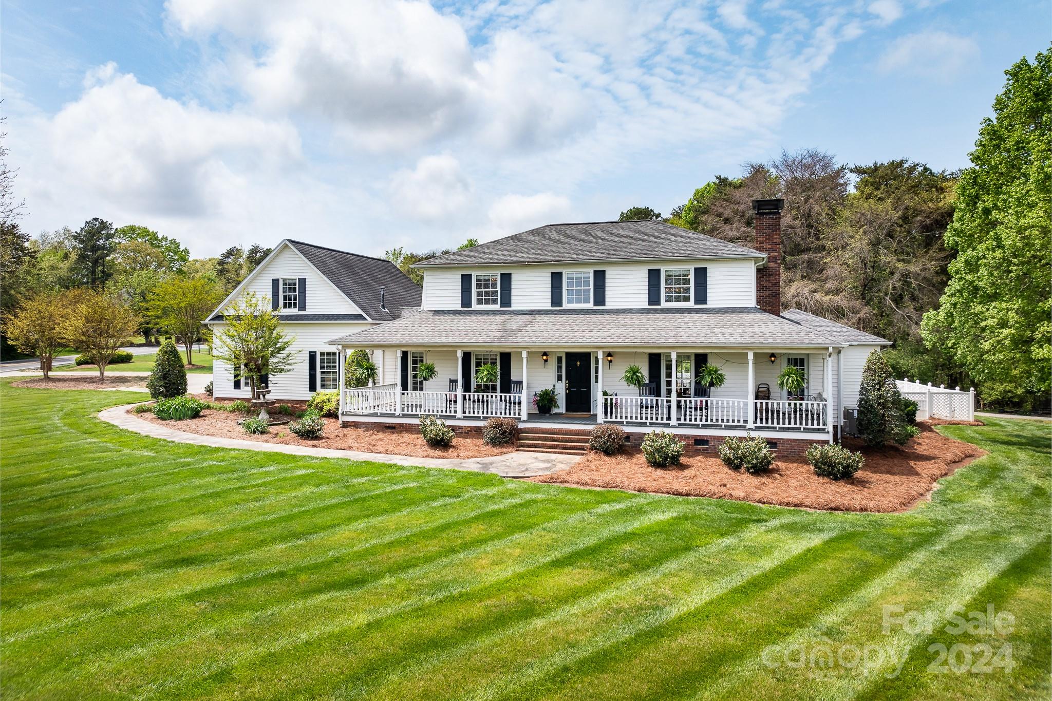 8698 Rocky River Road