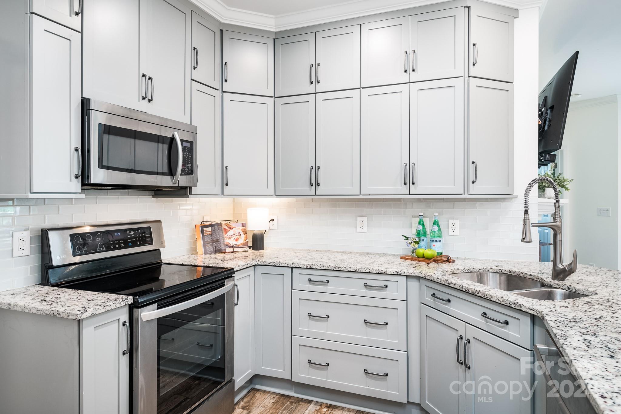 860 Jetton Street Unit: 64