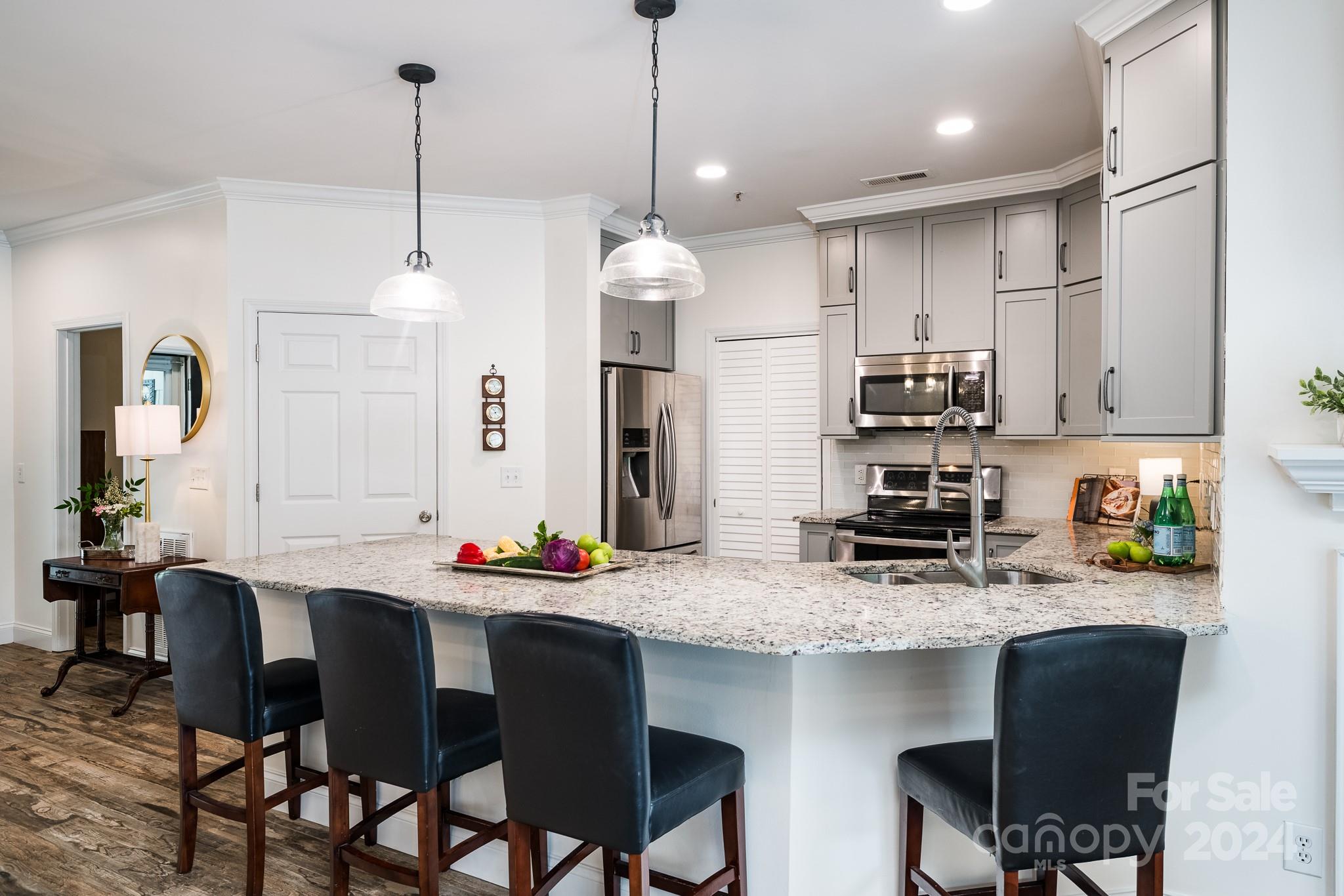 860 Jetton Street Unit: 64