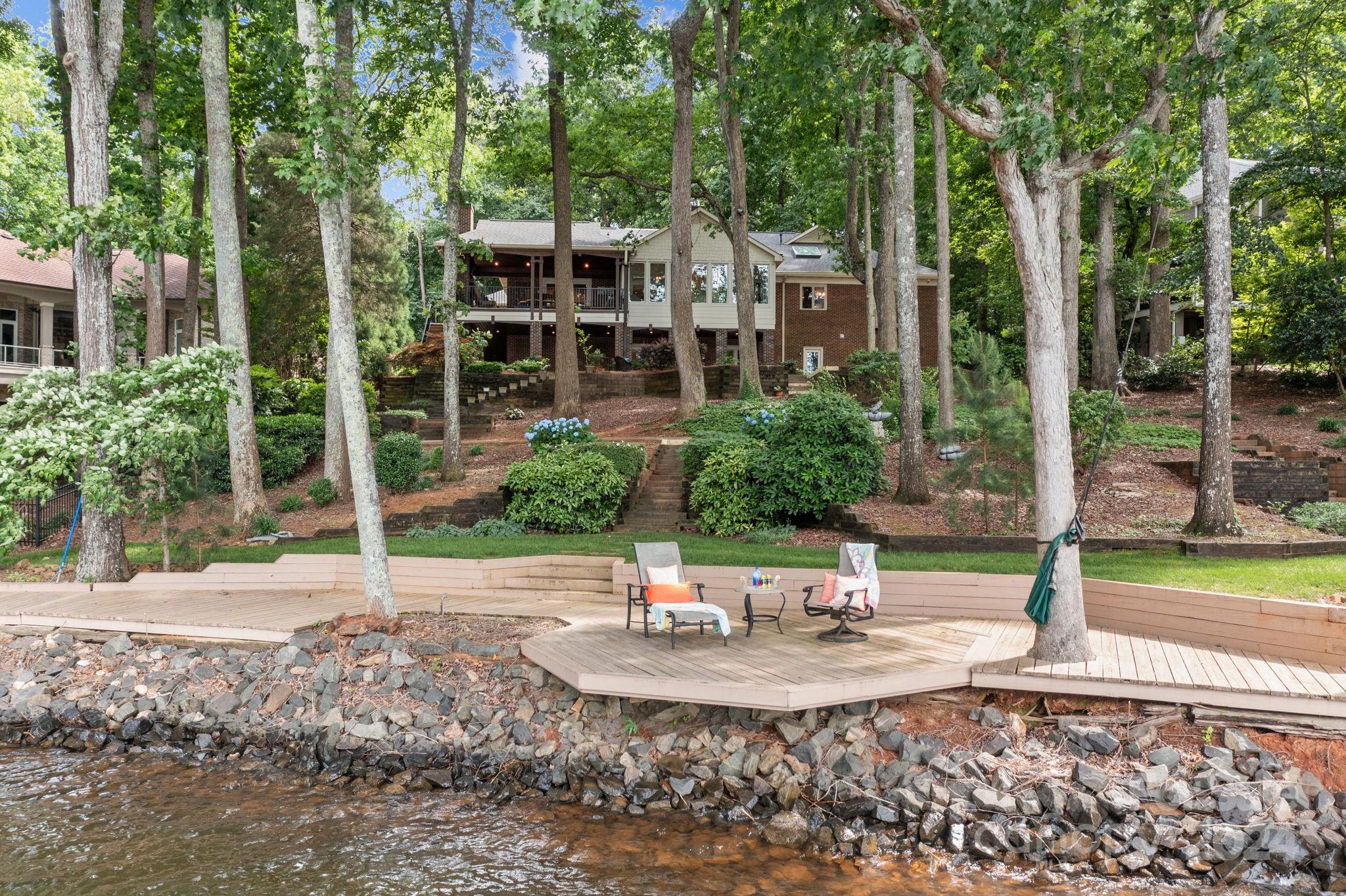 16116 North Point Road