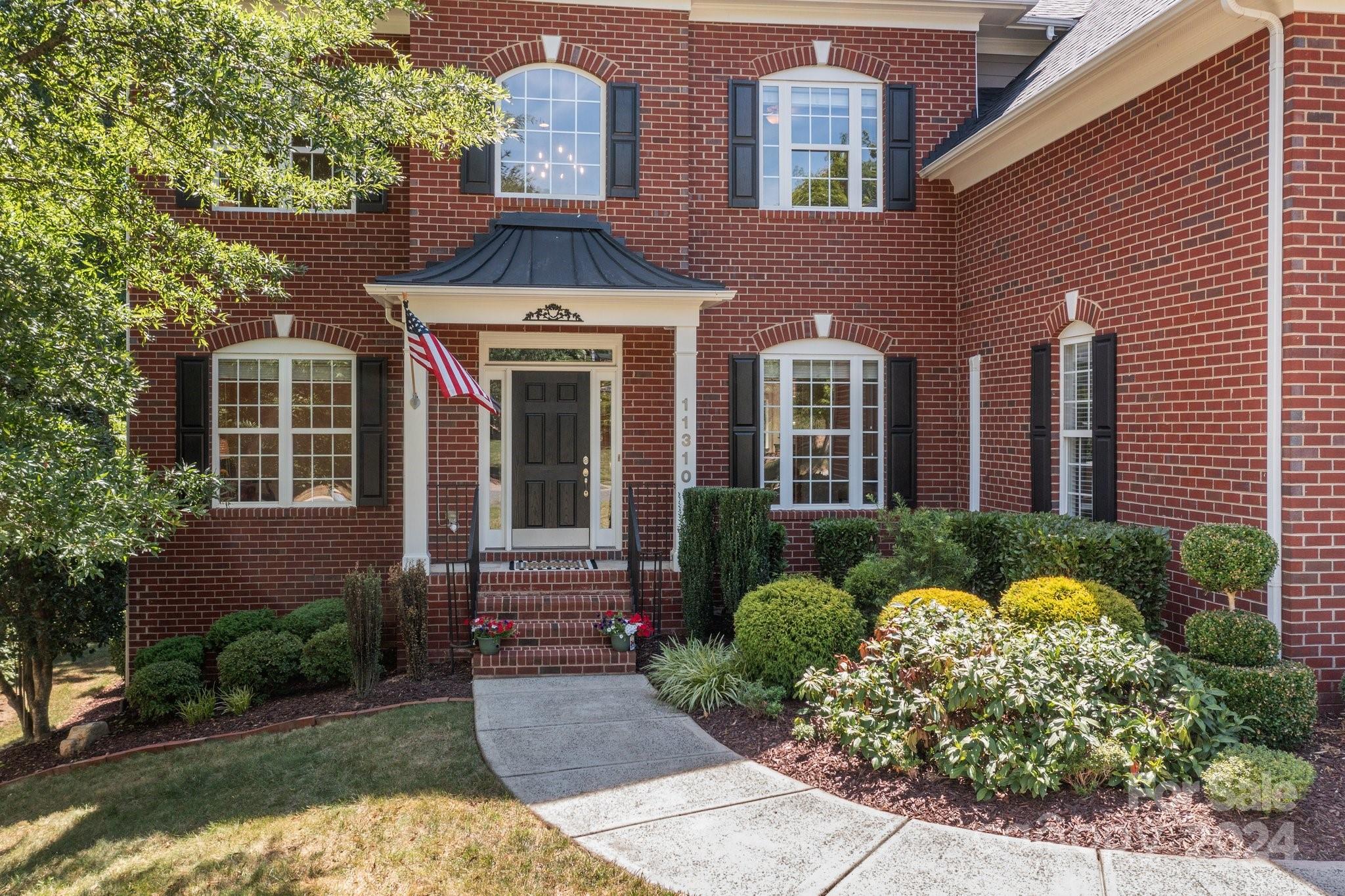 11310 Canoe Cove Lane