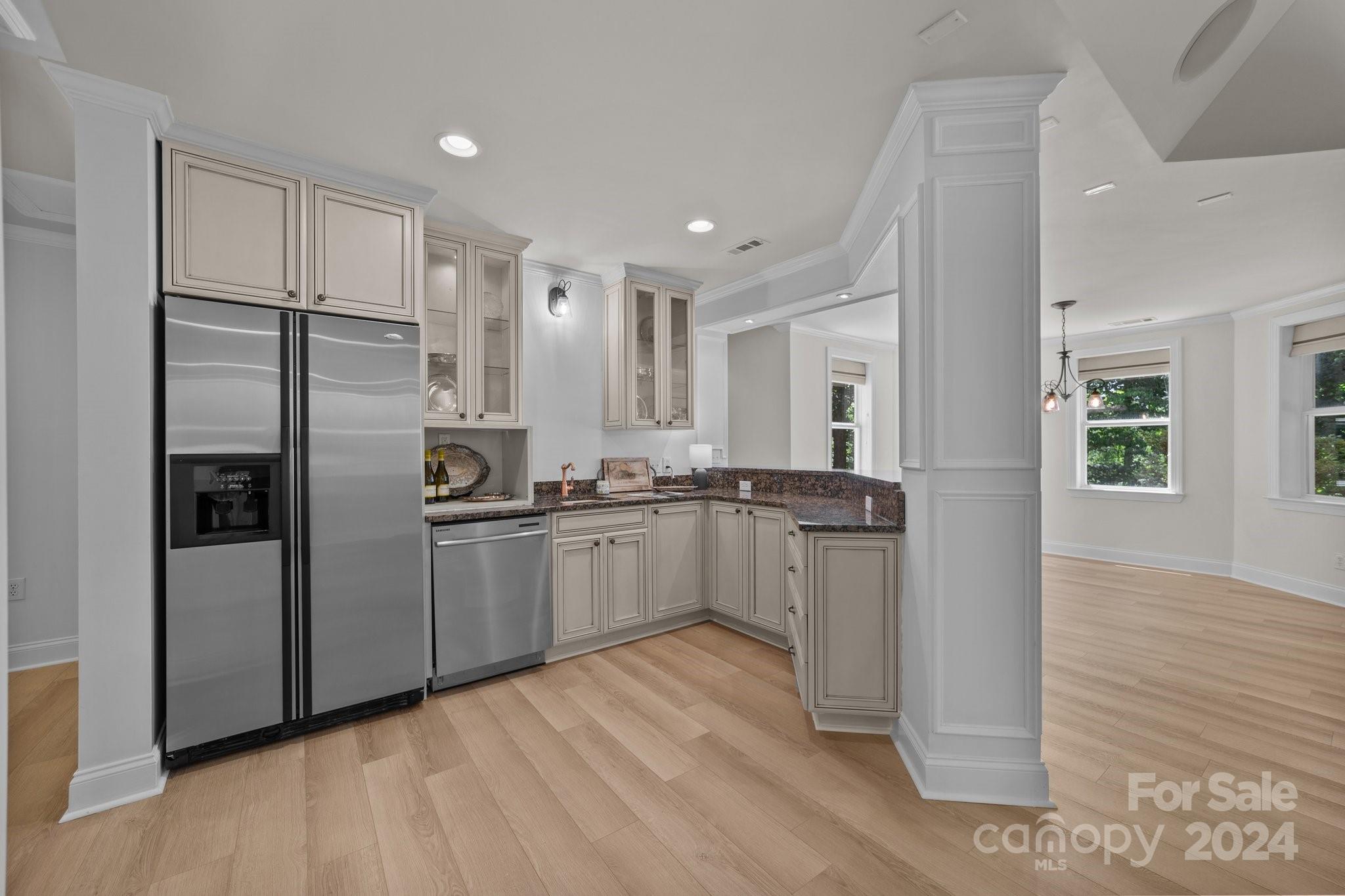 11310 Canoe Cove Lane