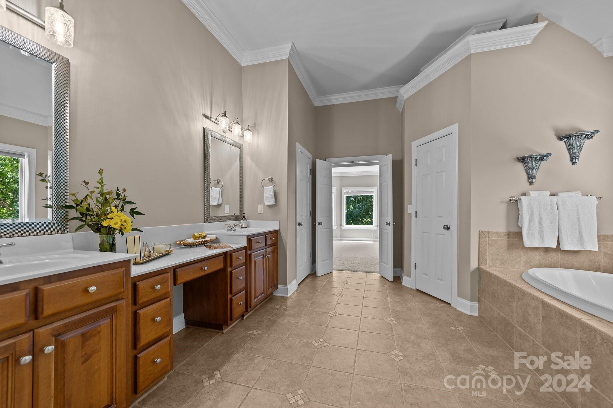 11310 Canoe Cove Lane
