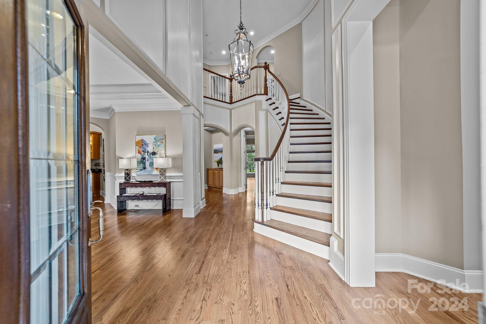 18807 Pentwater Court