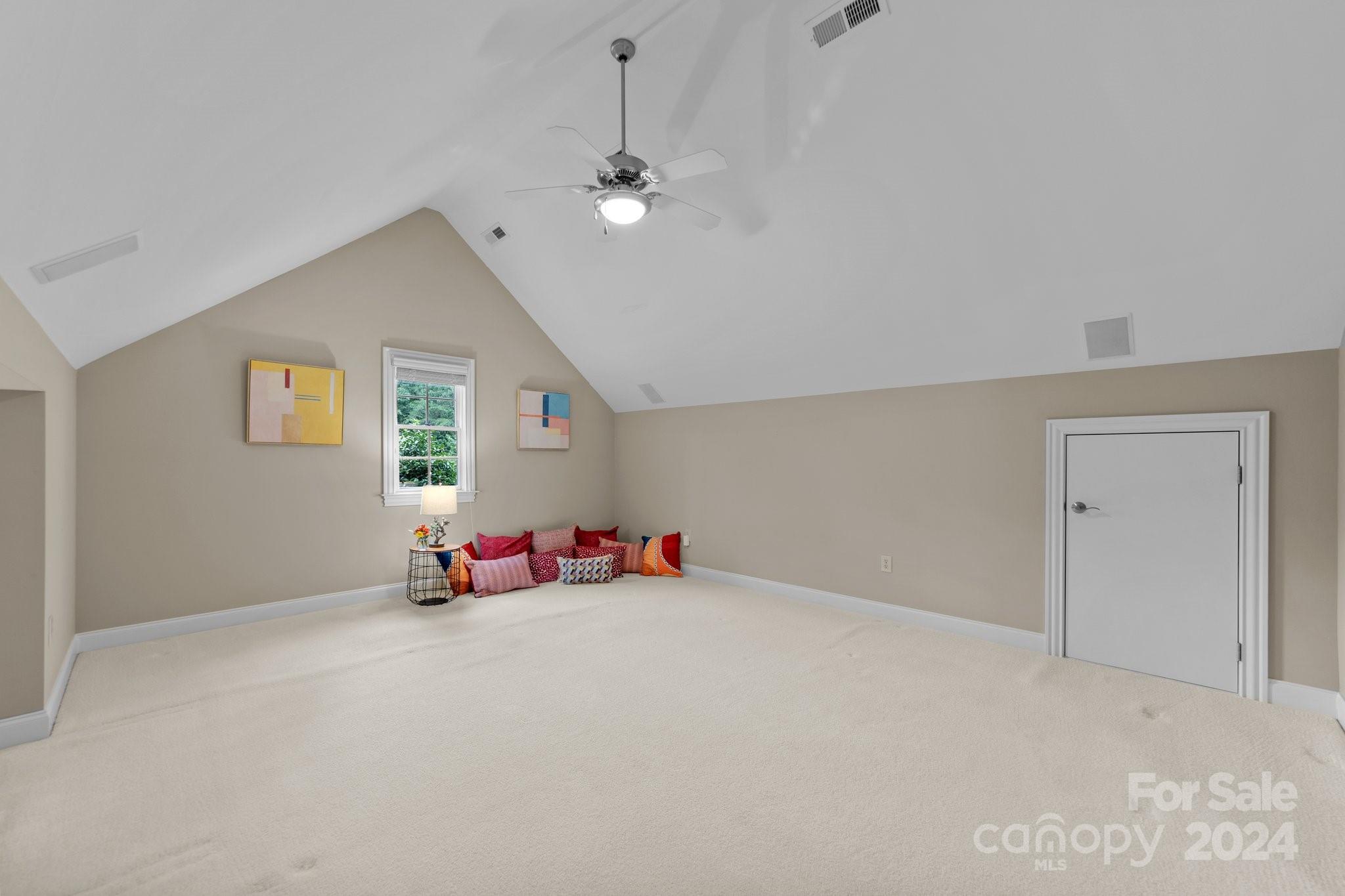 18807 Pentwater Court