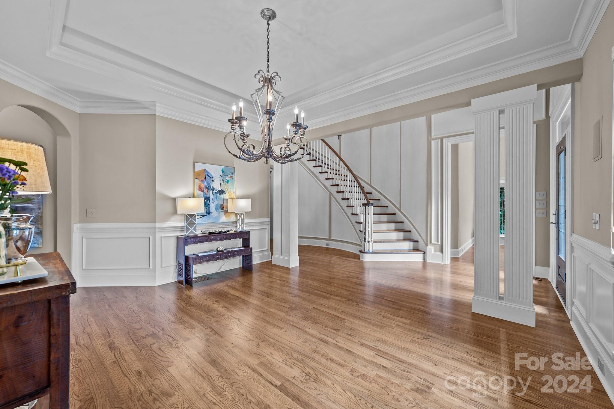 18807 Pentwater Court