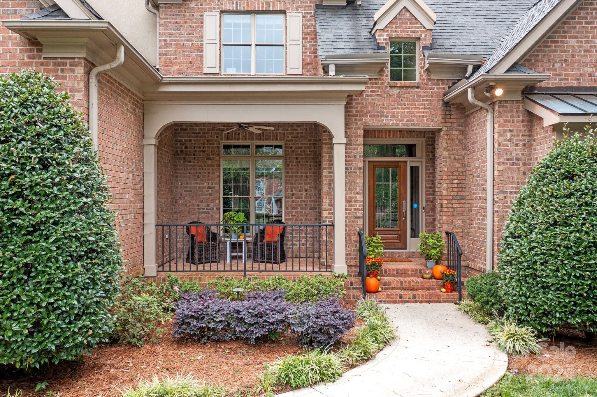 18807 Pentwater Court