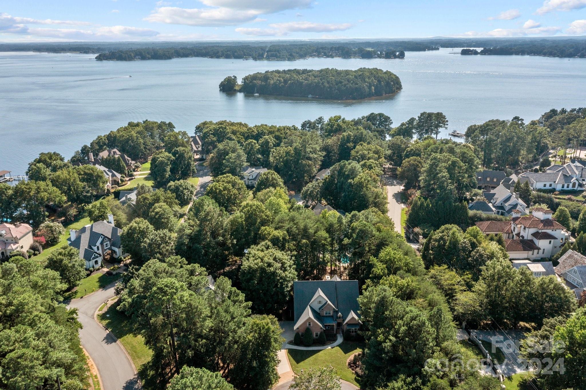 18807 Pentwater Court