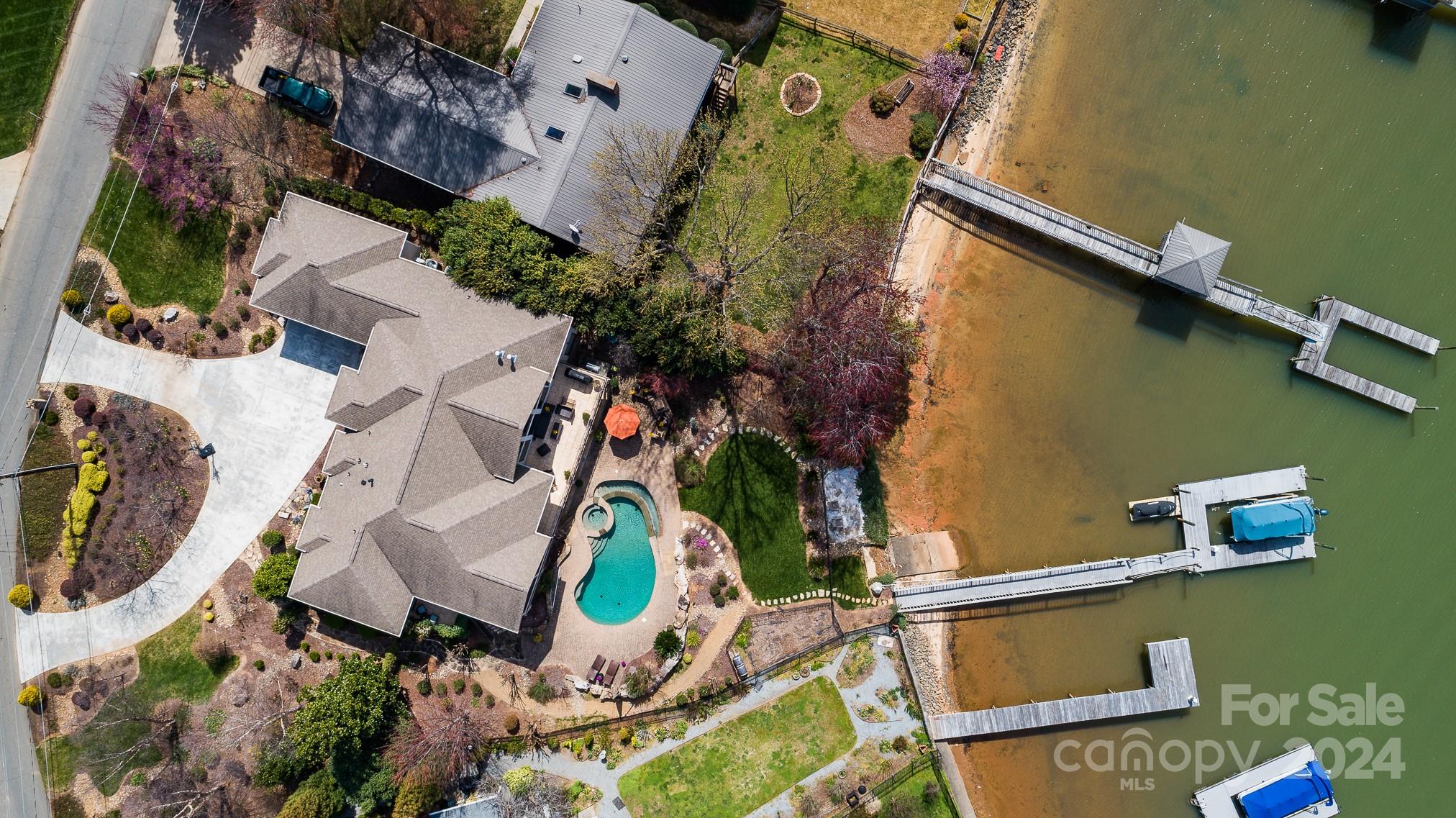 20417 Island Forest Drive