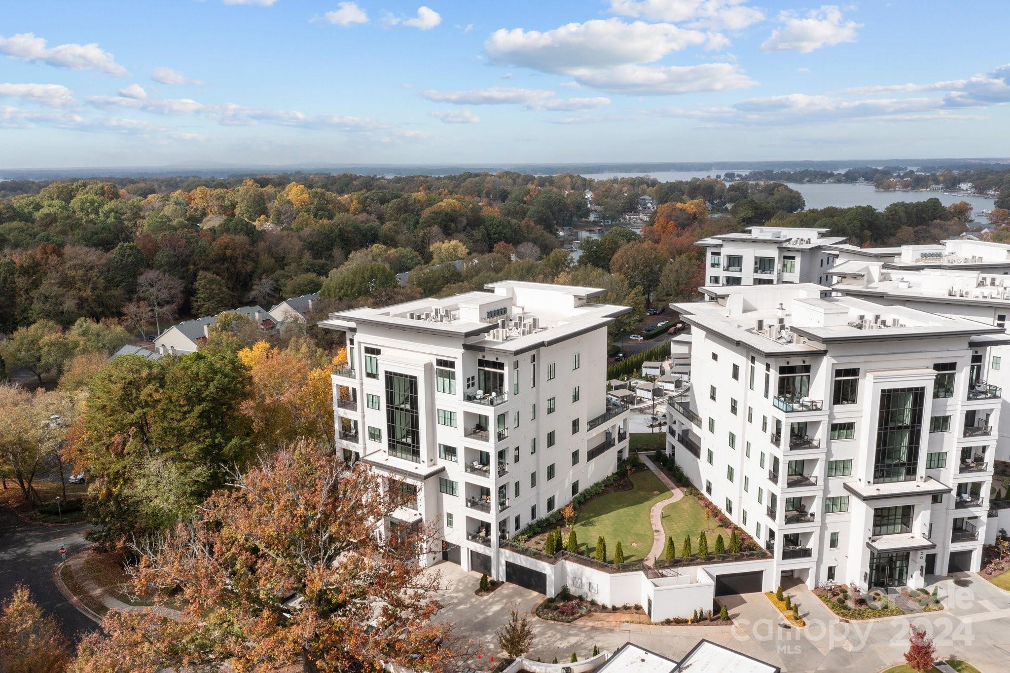 19329 Watermark Drive Unit: 142