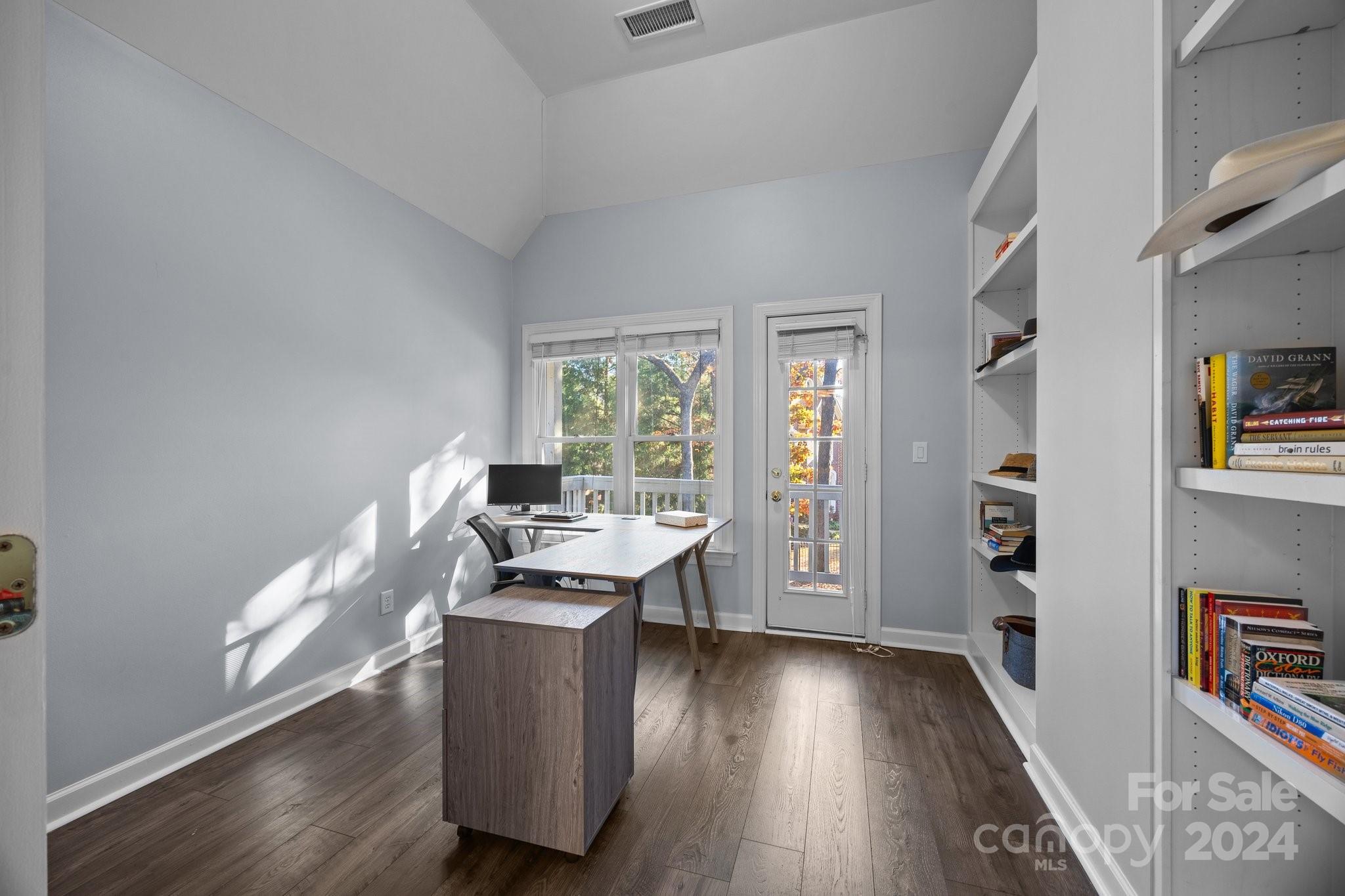 9442 Titus Lane
