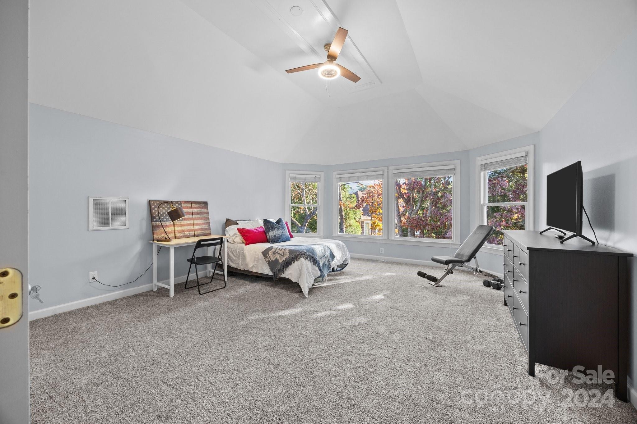 9442 Titus Lane
