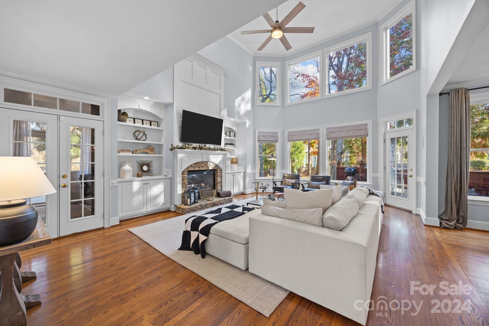 9442 Titus Lane