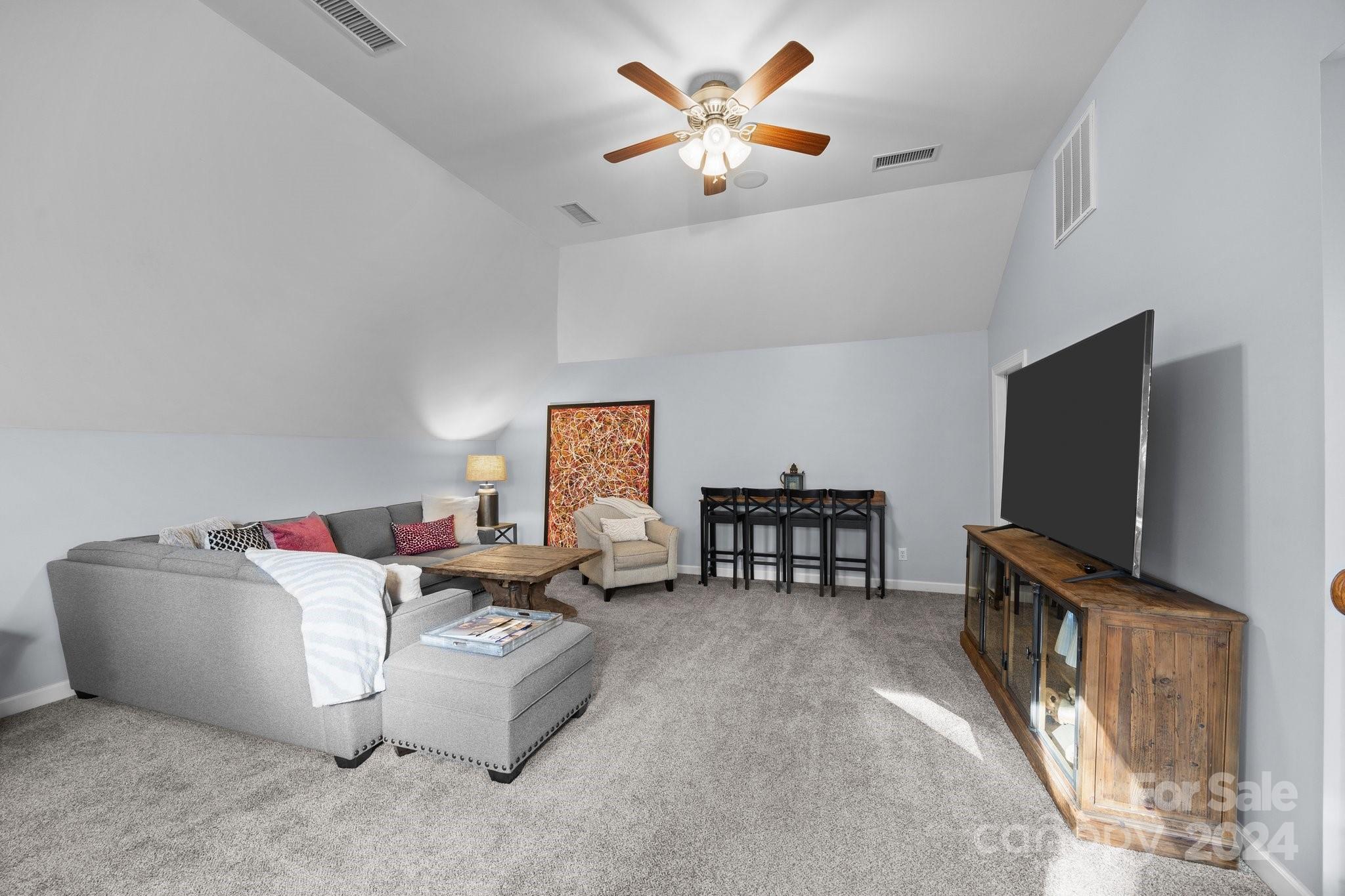 9442 Titus Lane