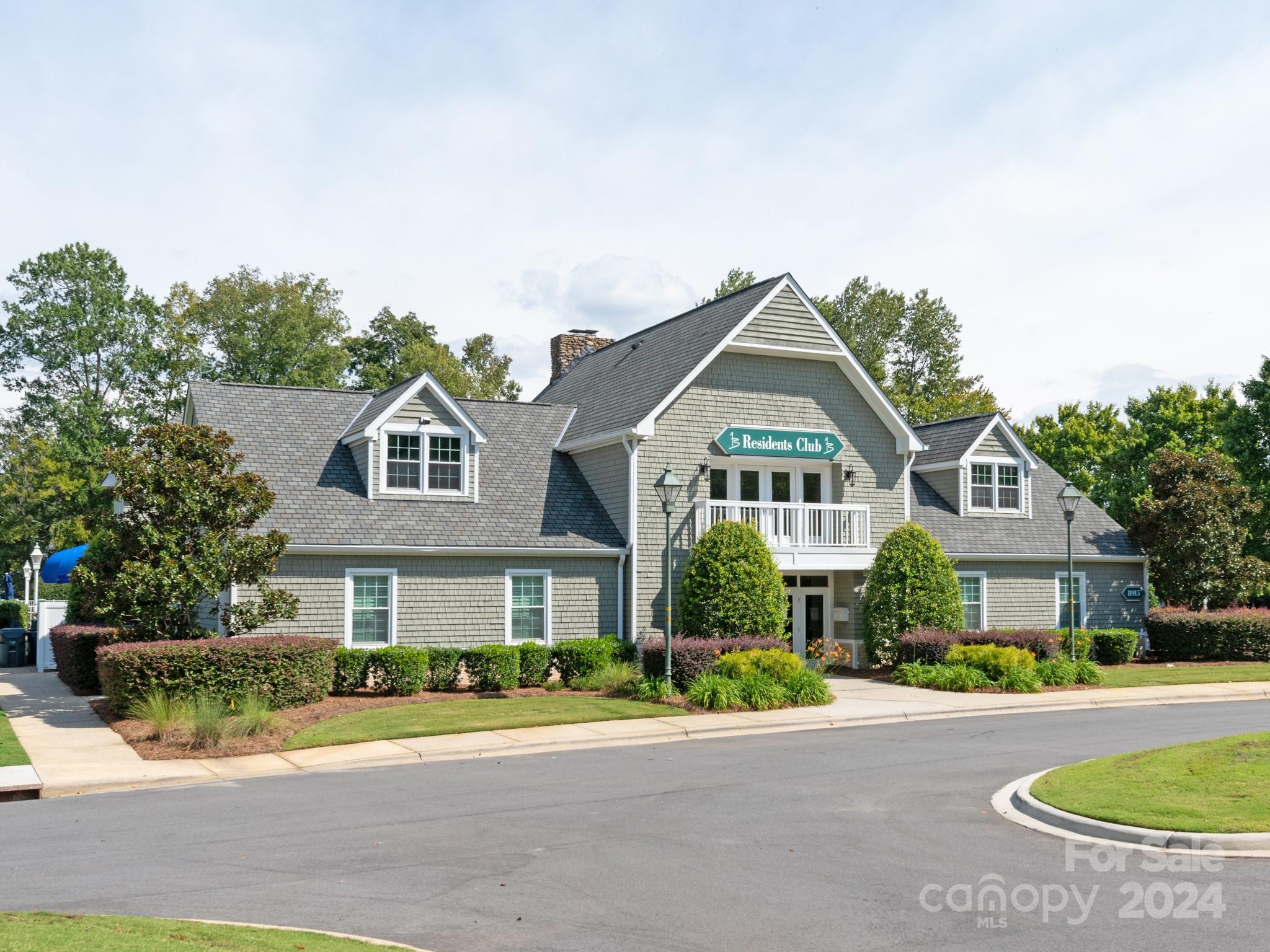 9442 Titus Lane