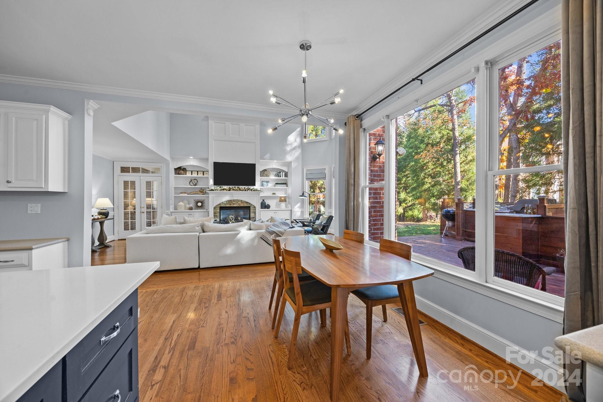 9442 Titus Lane