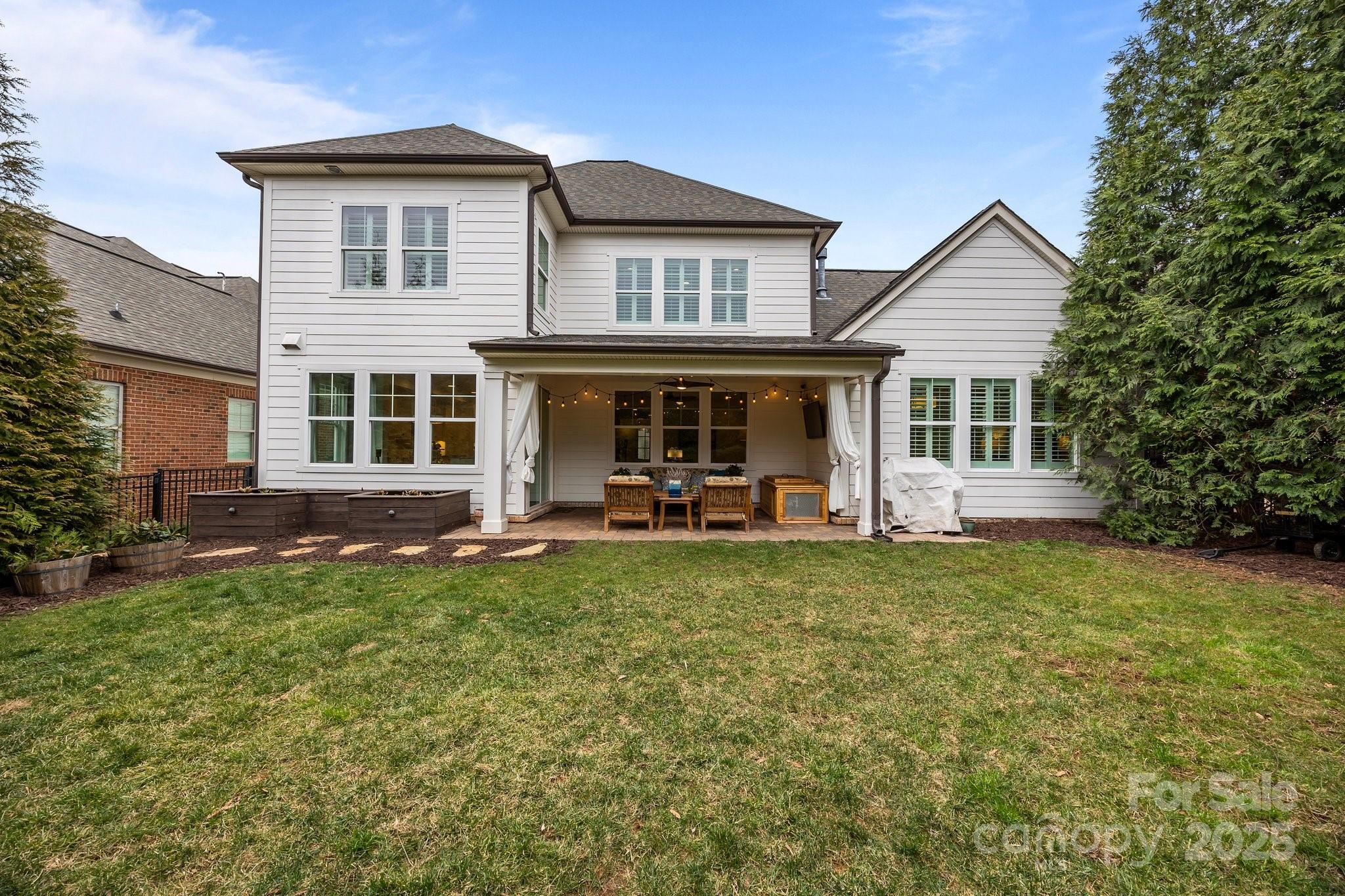 15913 Robbins Green Drive