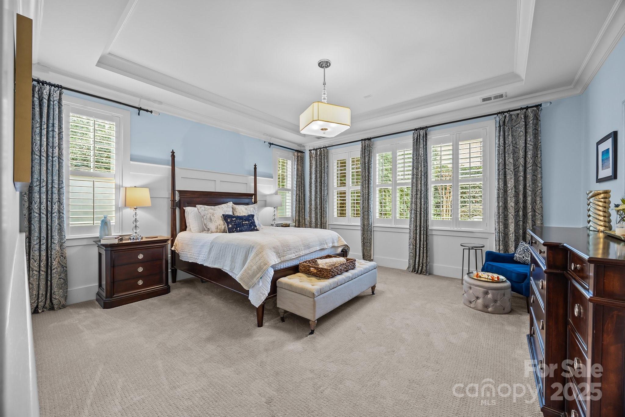 15913 Robbins Green Drive