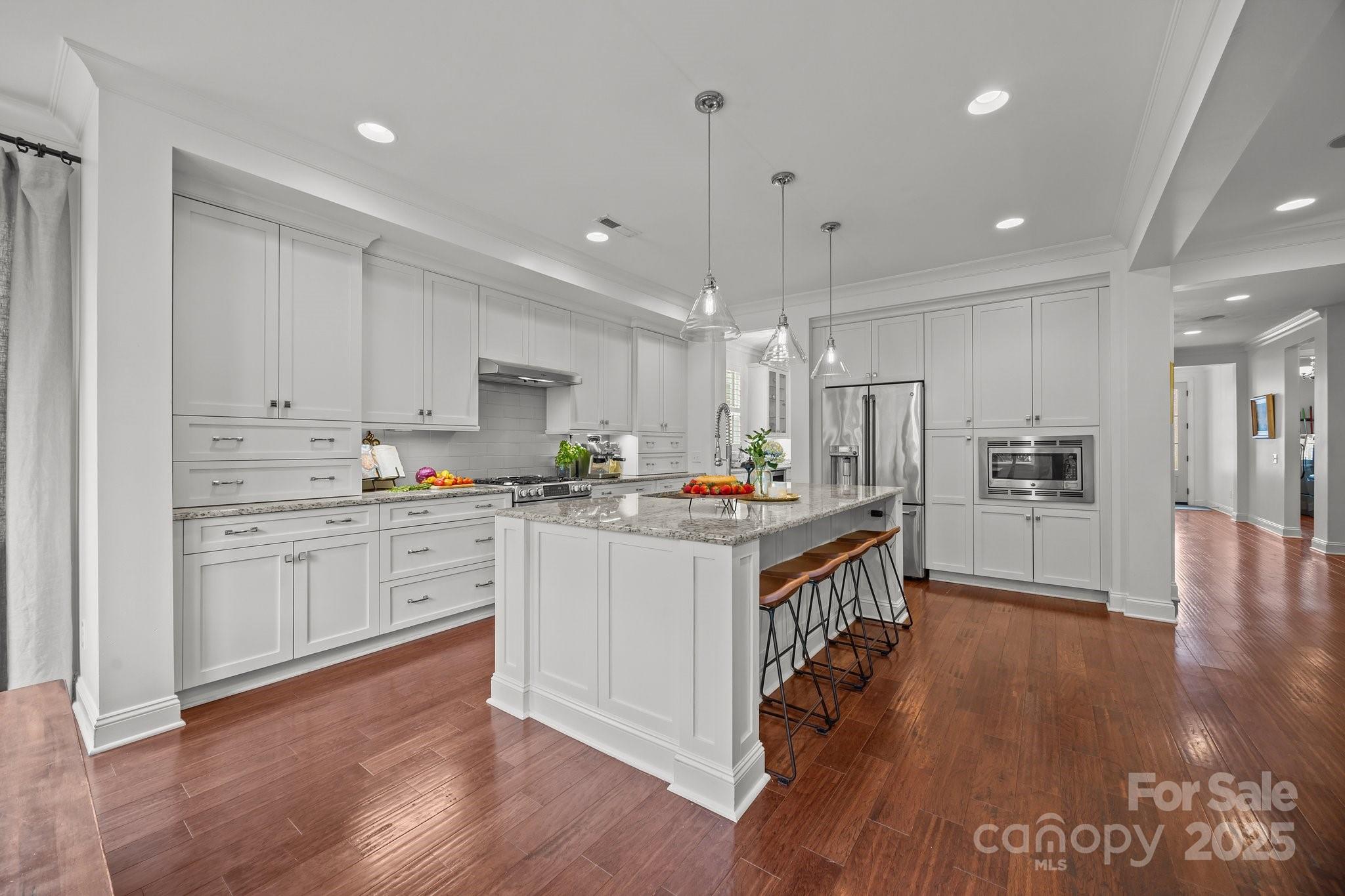 15913 Robbins Green Drive