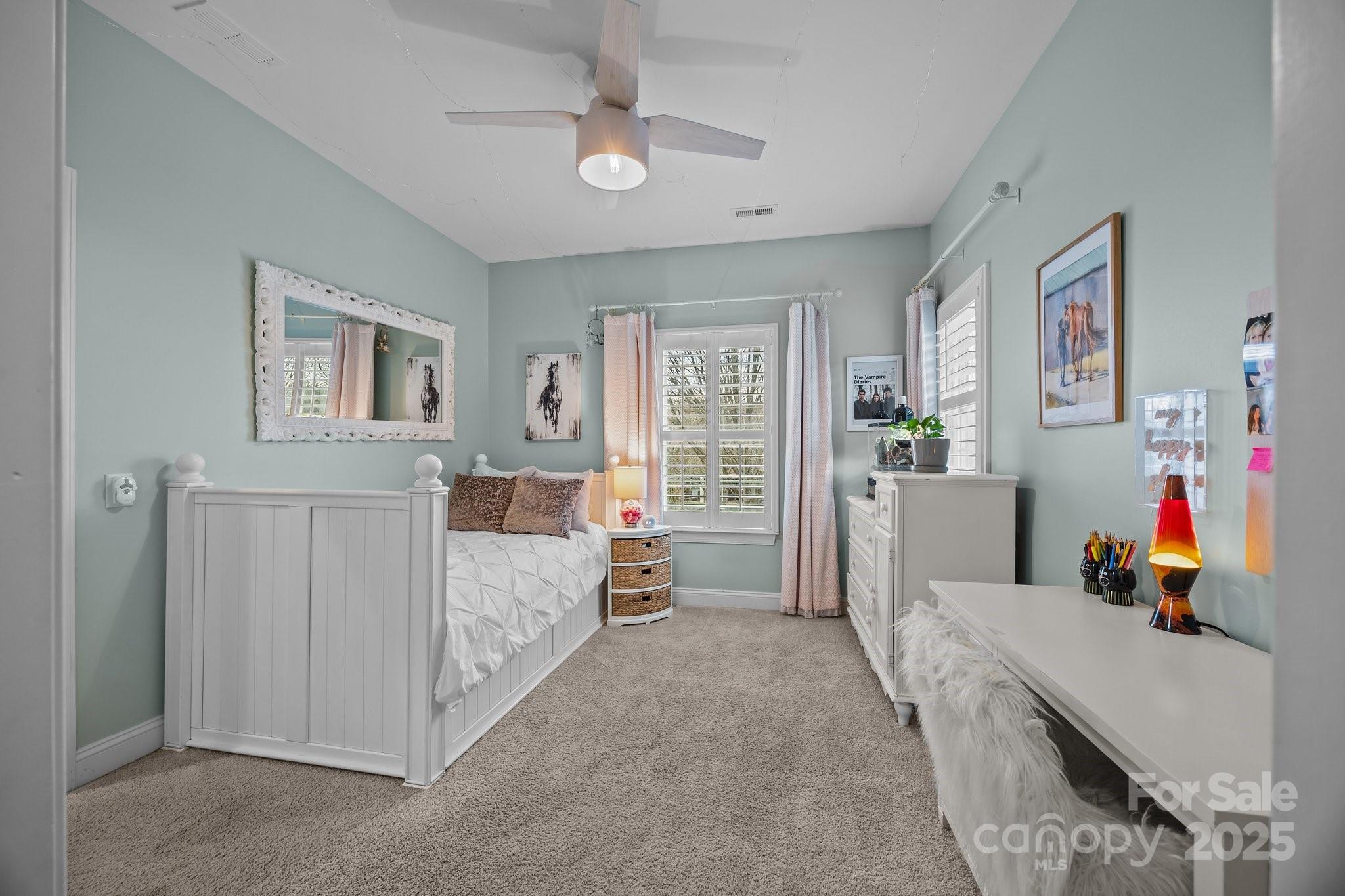 15913 Robbins Green Drive