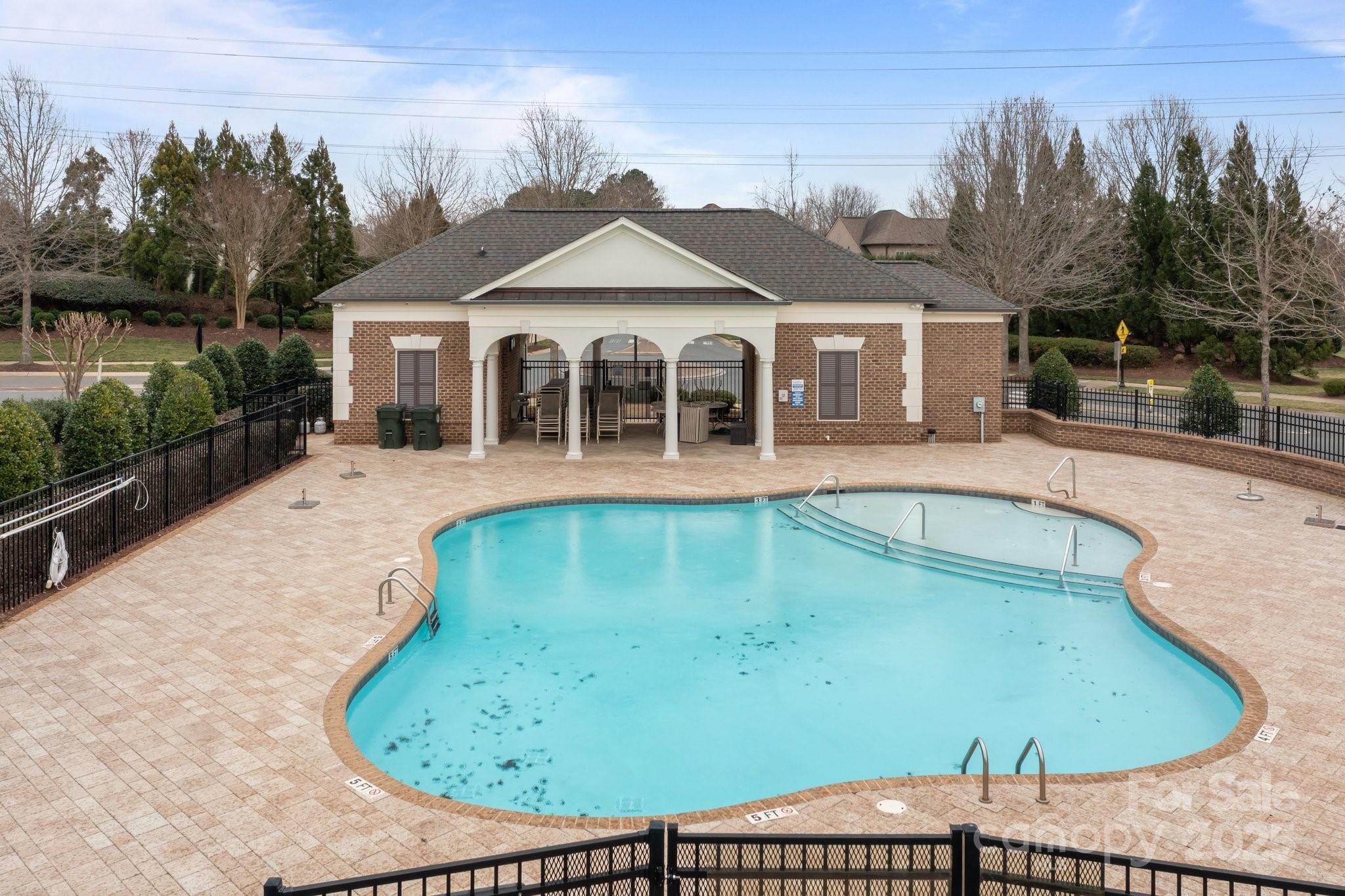 15913 Robbins Green Drive