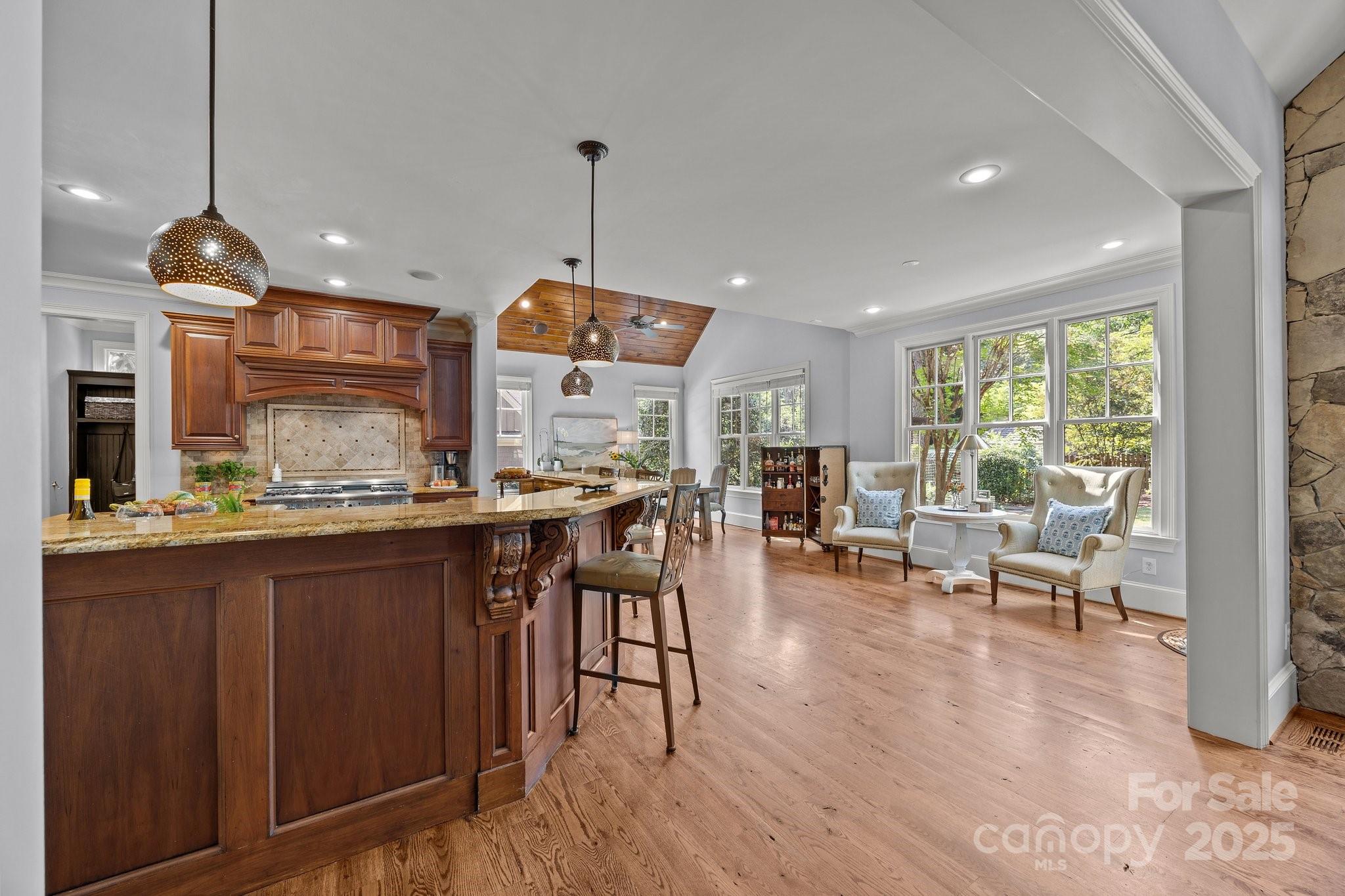 21305 Sandy Cove Road