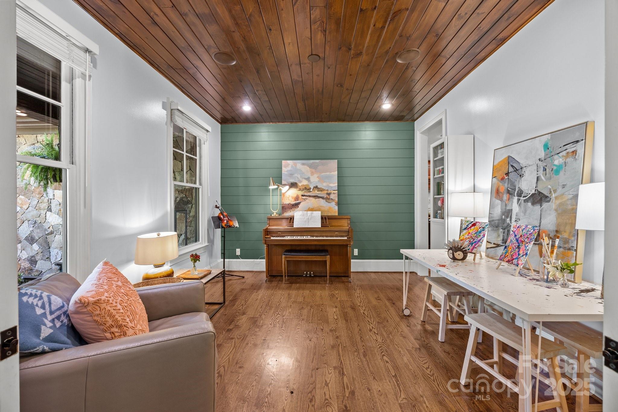 21305 Sandy Cove Road