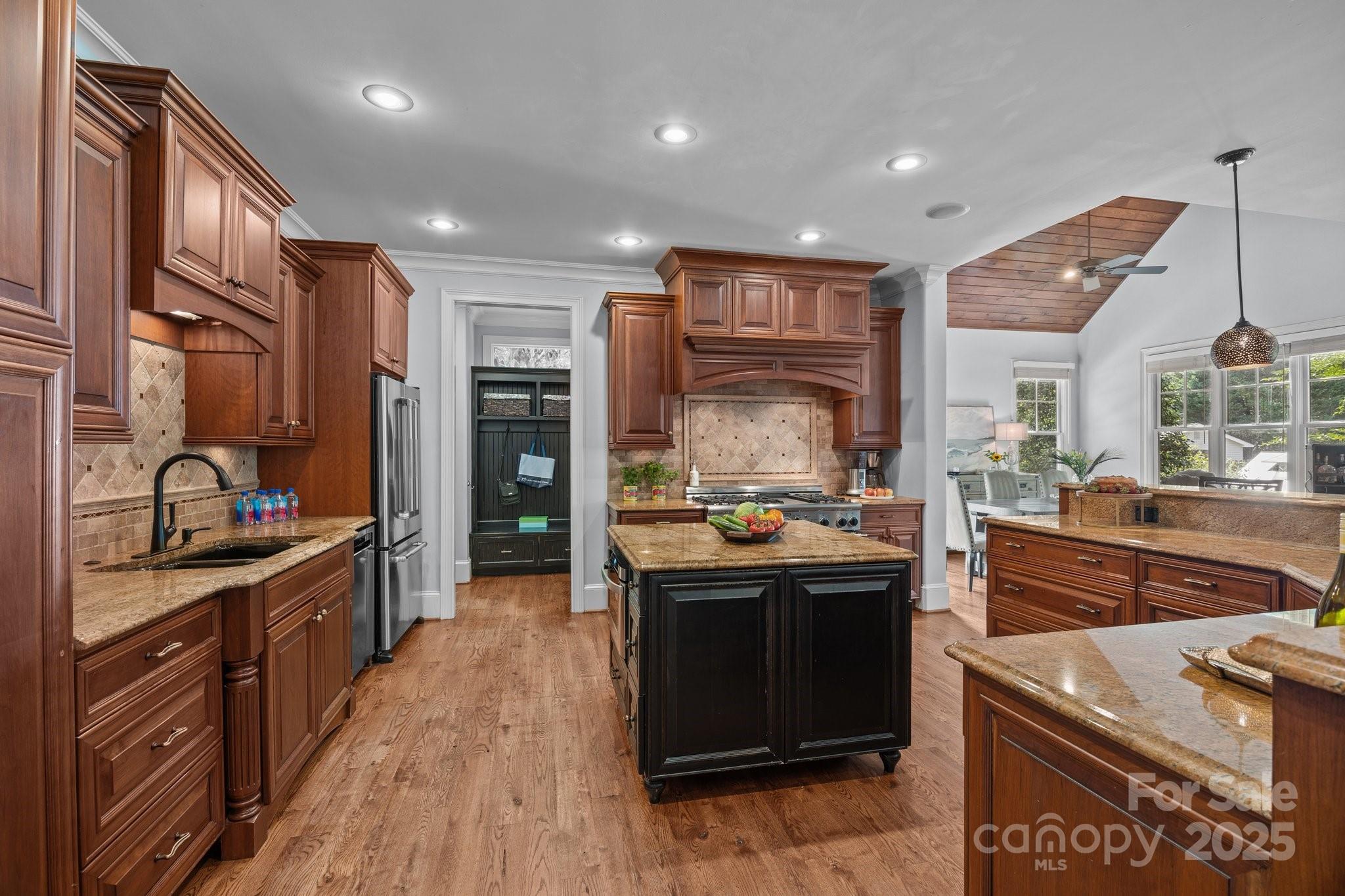 21305 Sandy Cove Road