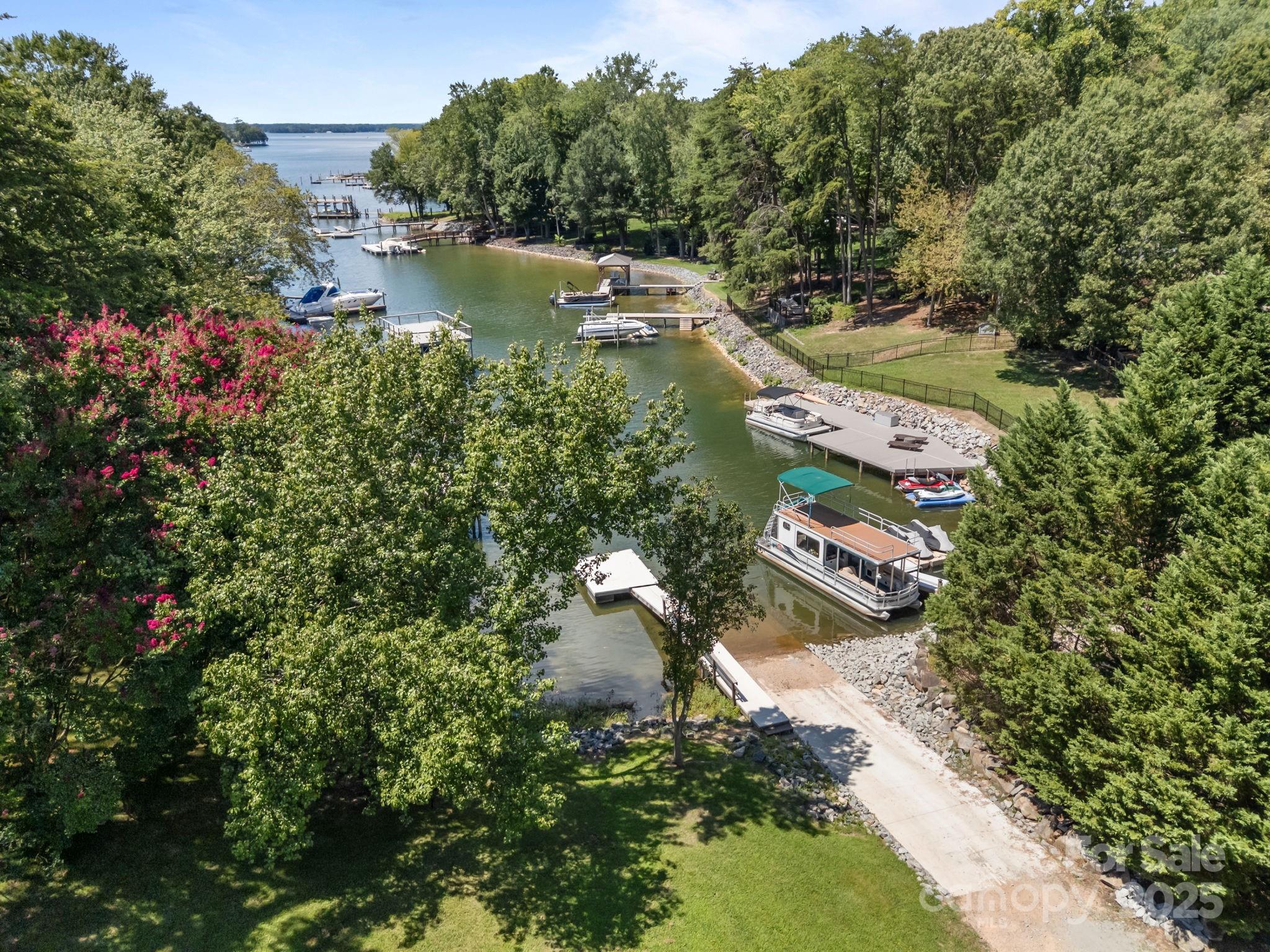 21300 Sandy Cove Road