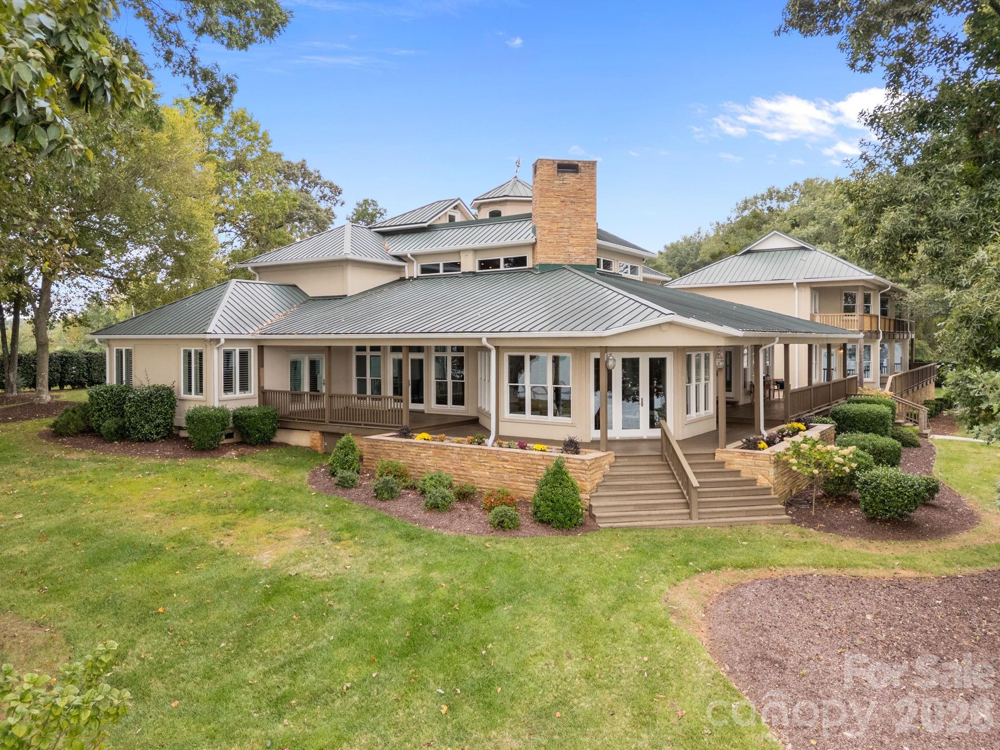 1890 Yacht Club Drive