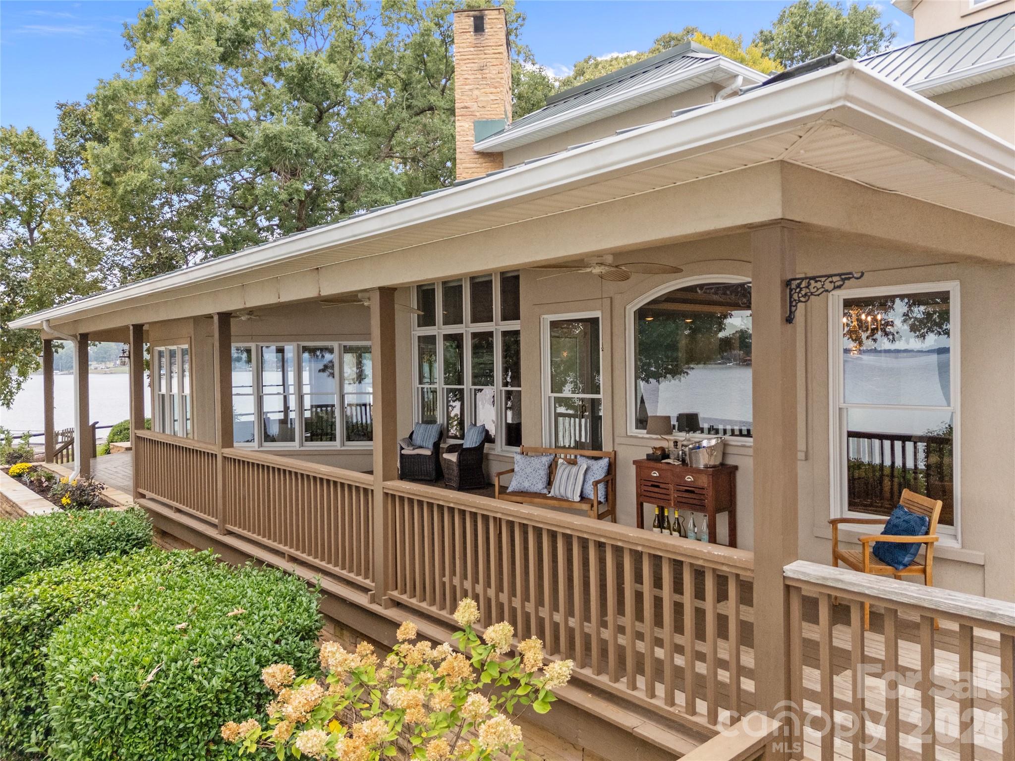 1890 Yacht Club Drive