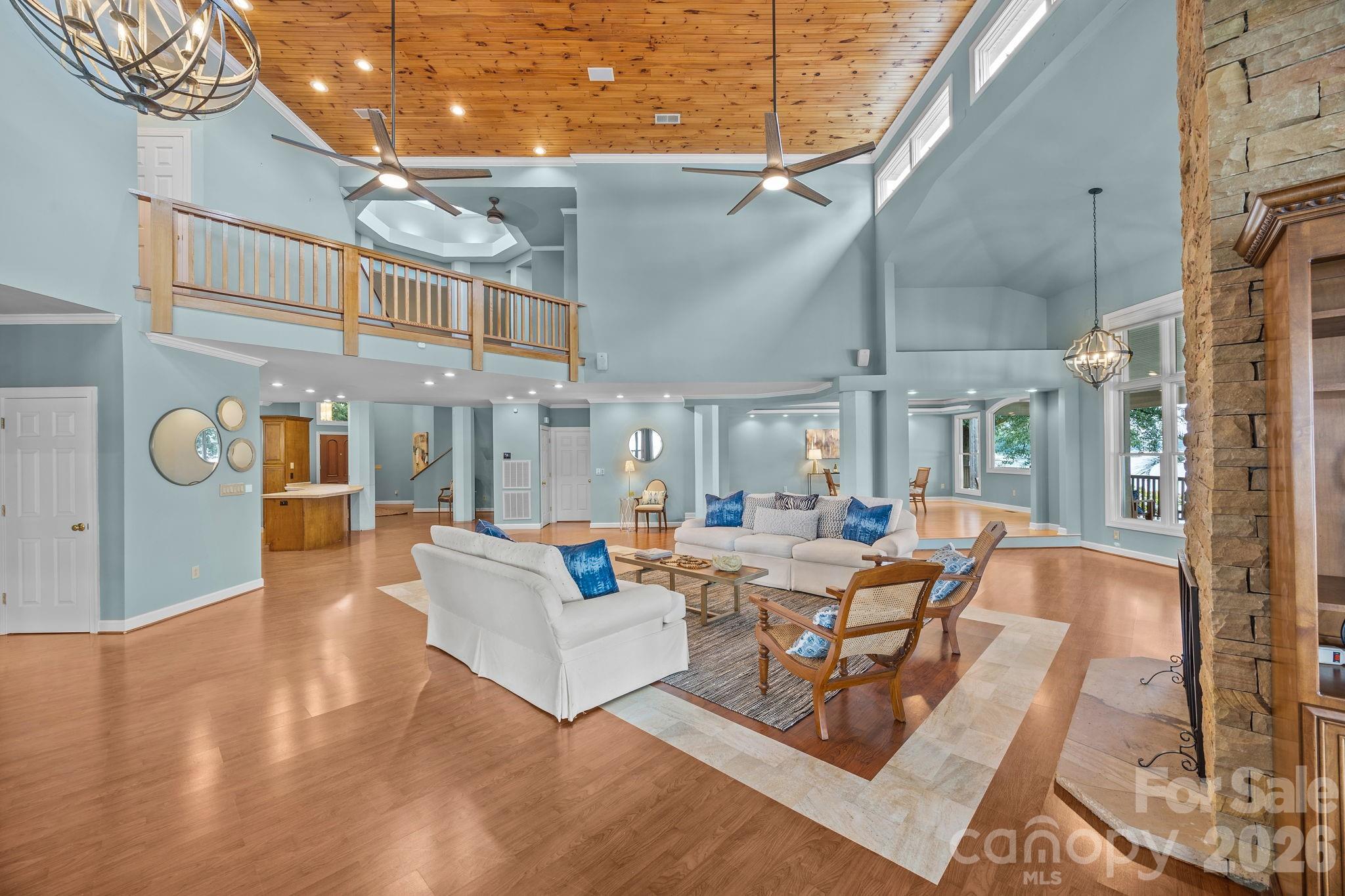 1890 Yacht Club Drive