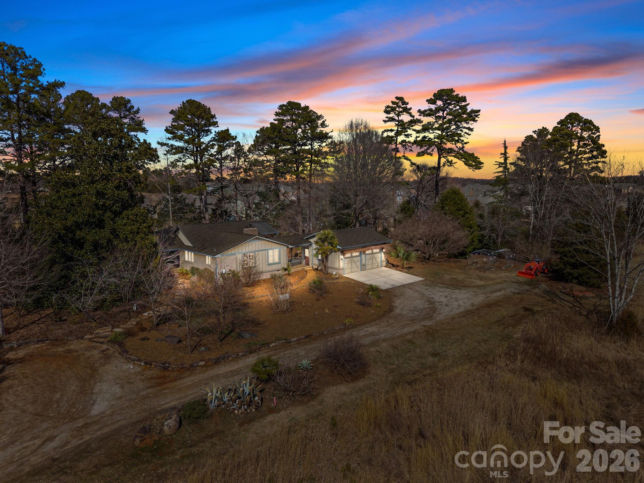 8777/8811 Hickory Ridge Road