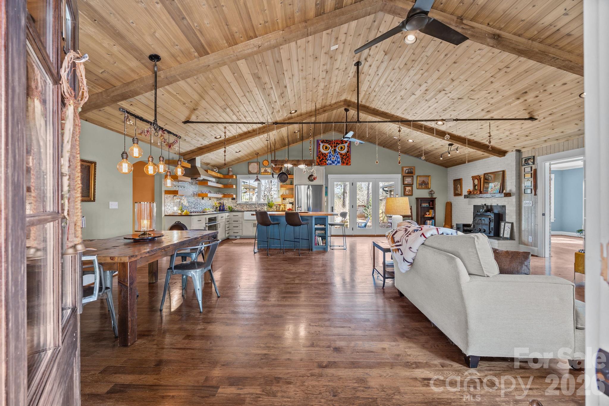 8777/8811 Hickory Ridge Road