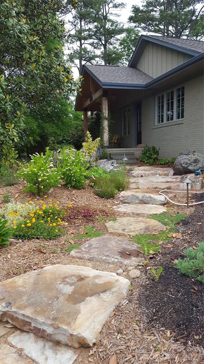 8777/8811 Hickory Ridge Road