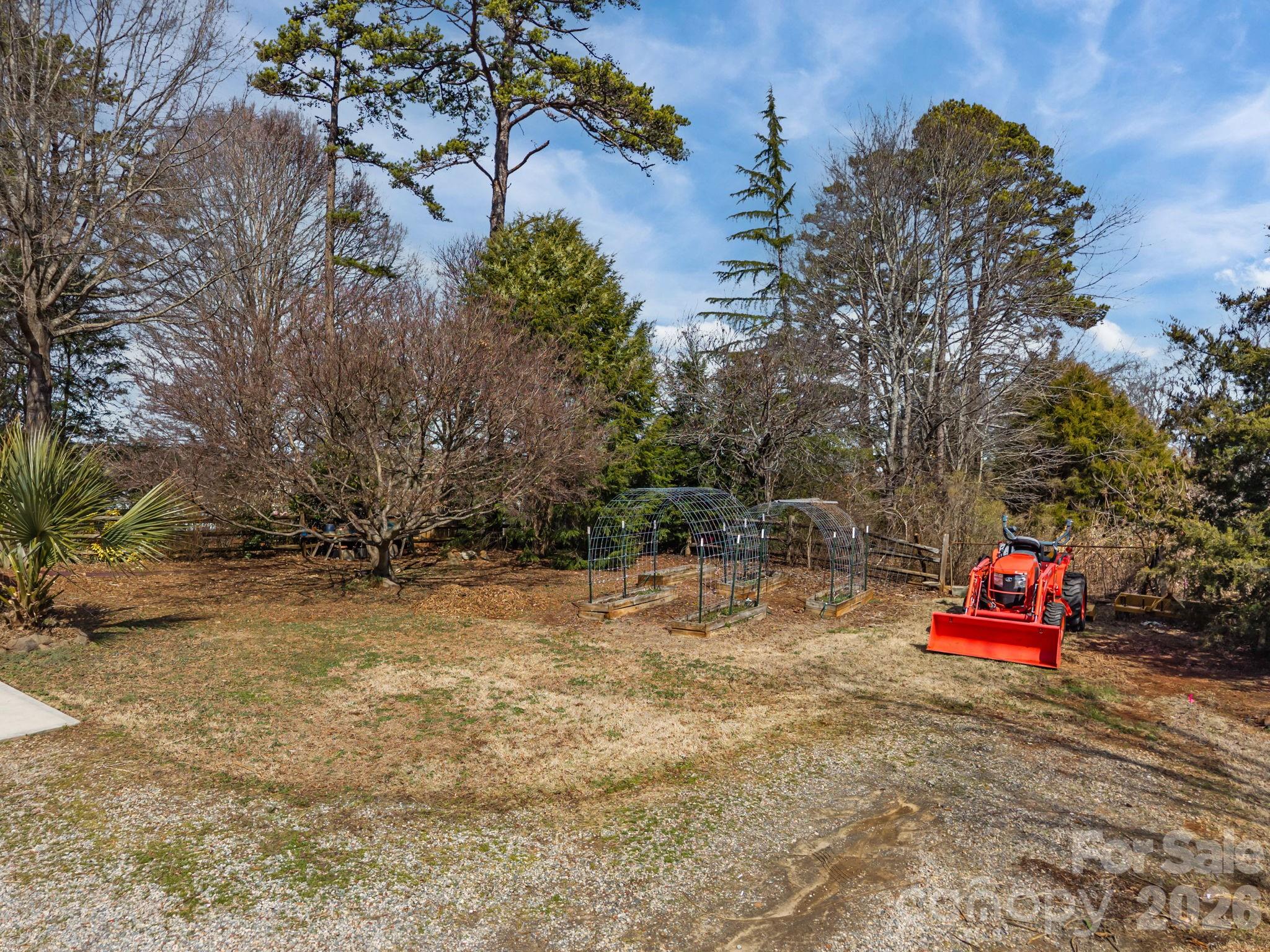 8777/8811 Hickory Ridge Road