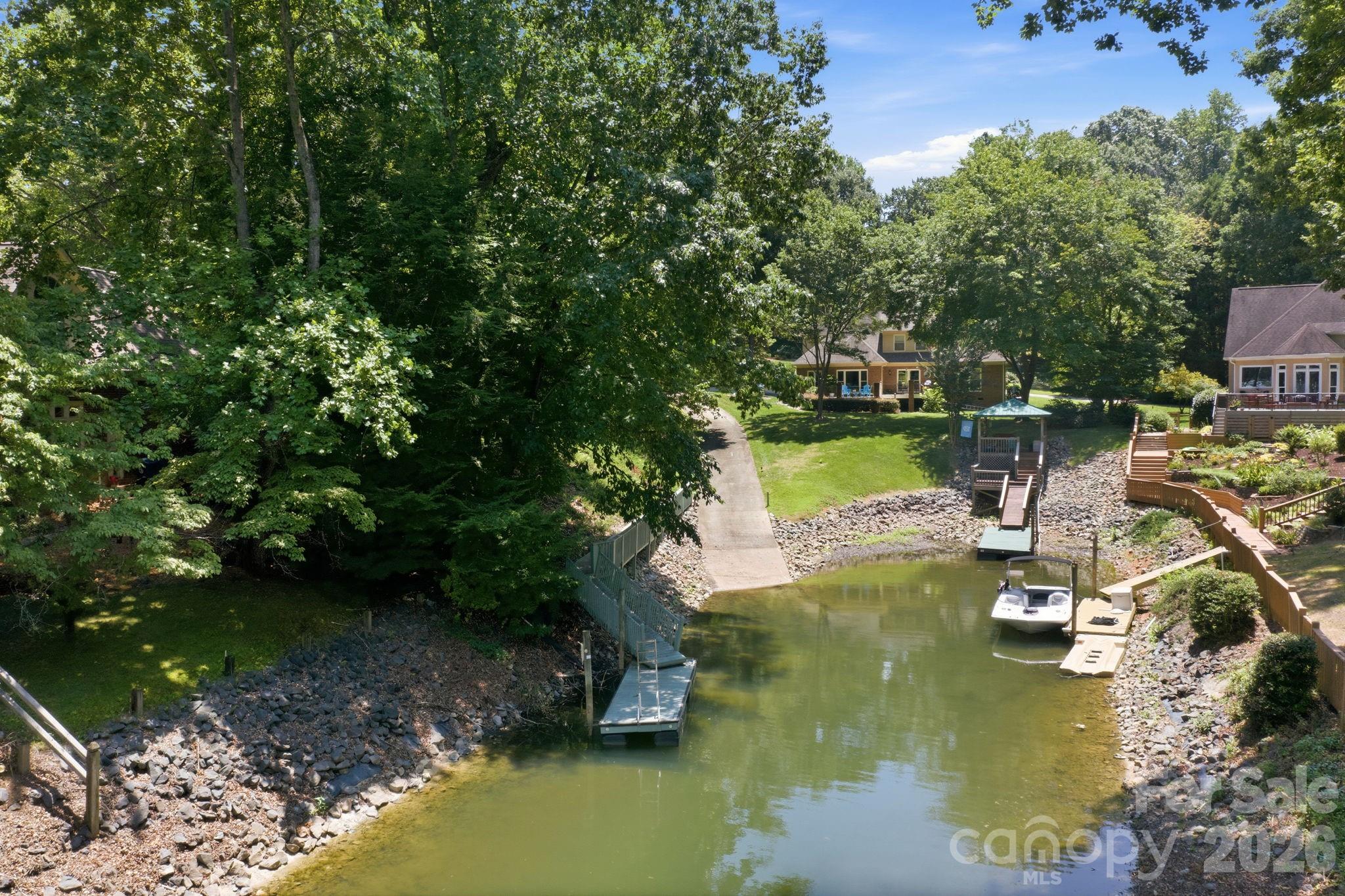 20011 Chapel Point Lane