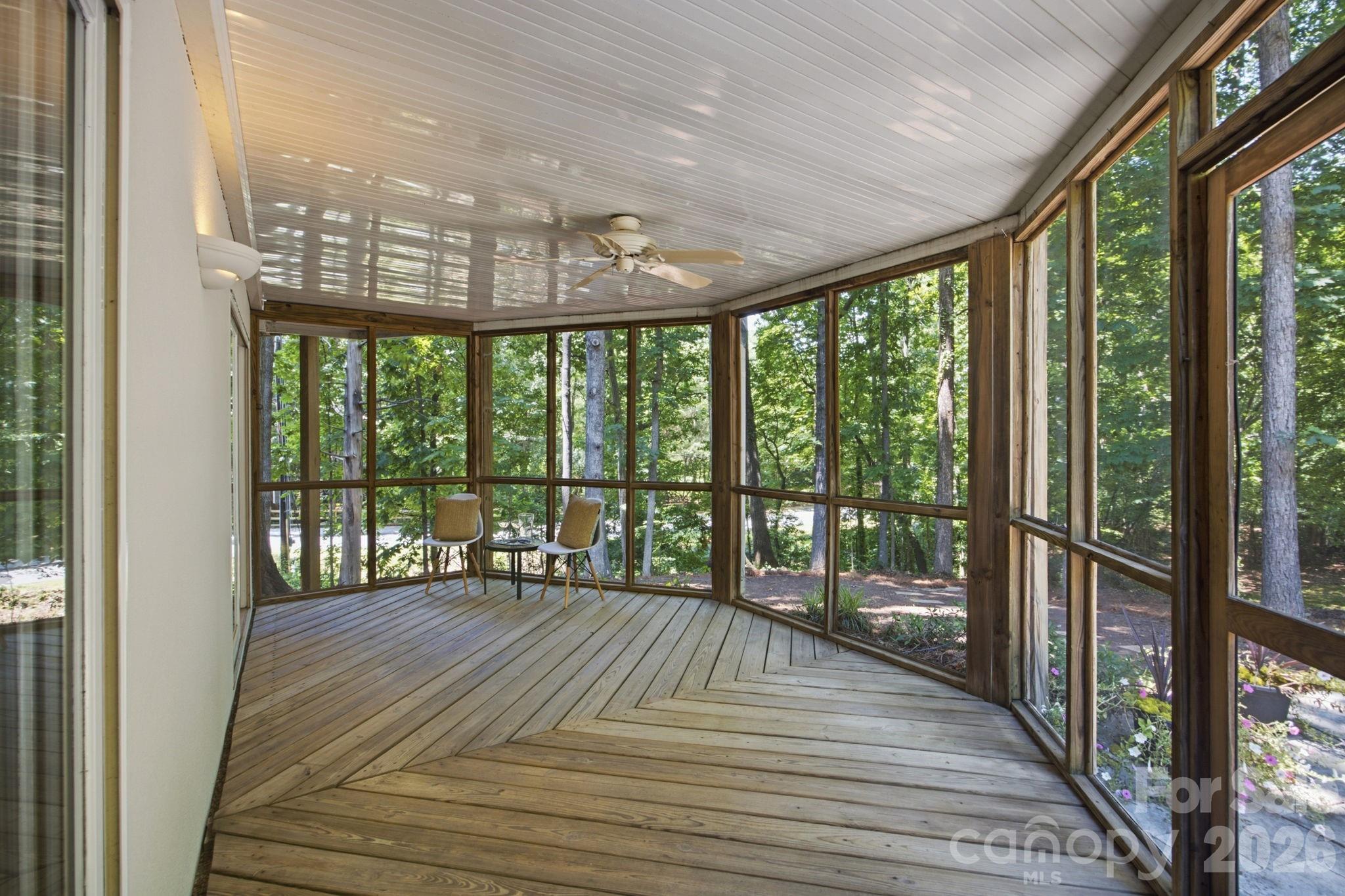 20011 Chapel Point Lane