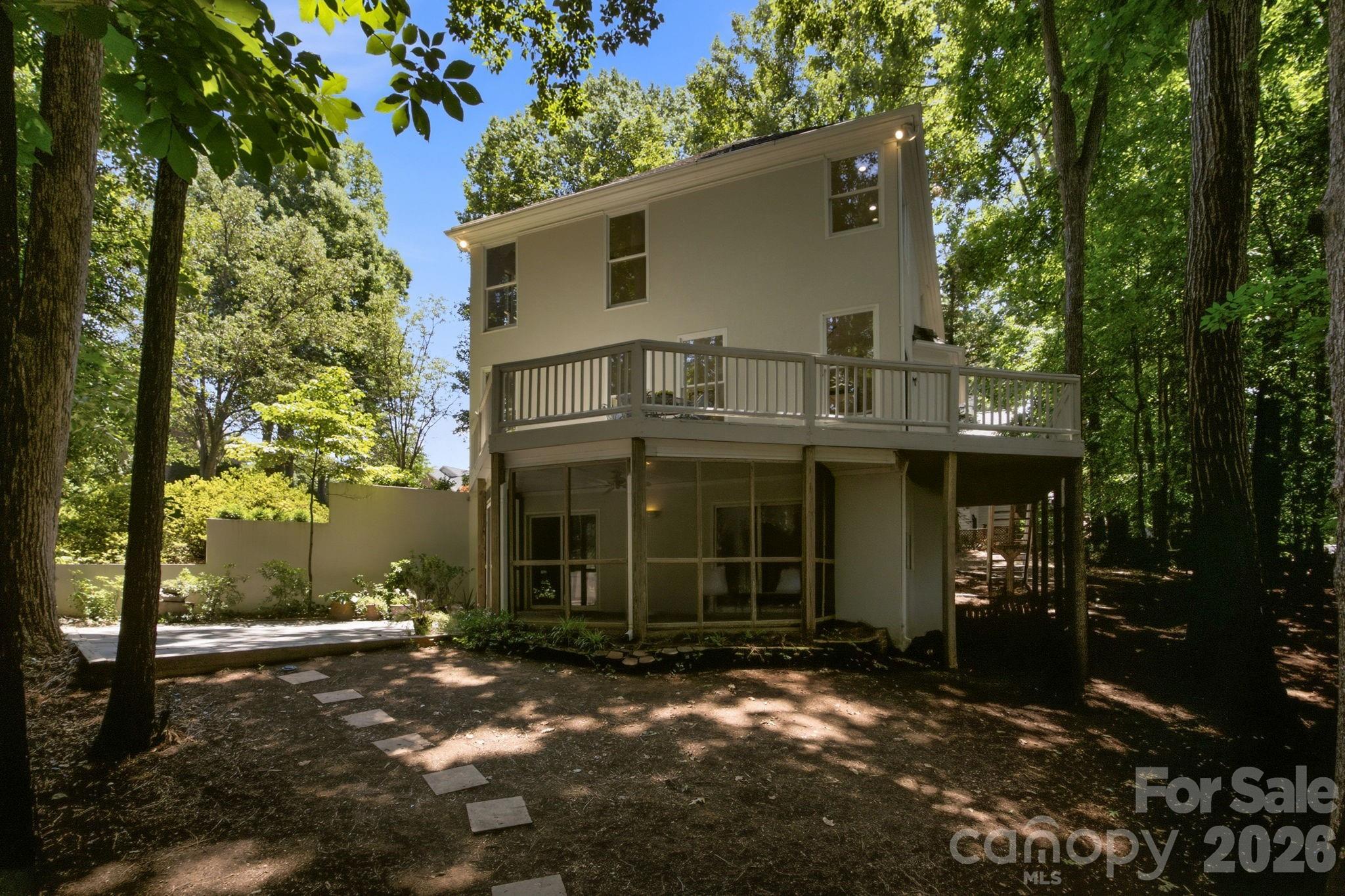 20011 Chapel Point Lane