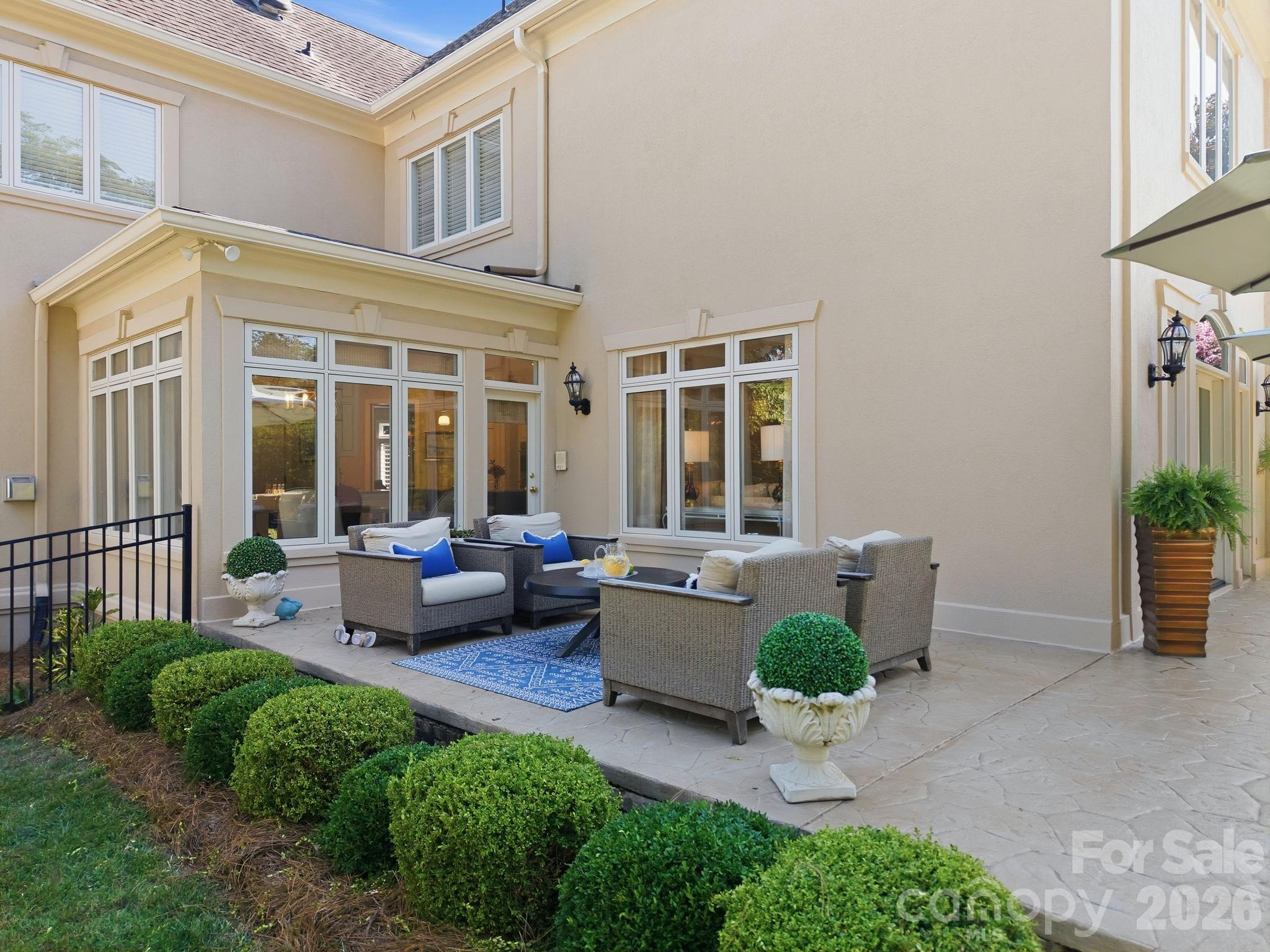 18416 Peninsula Club Drive