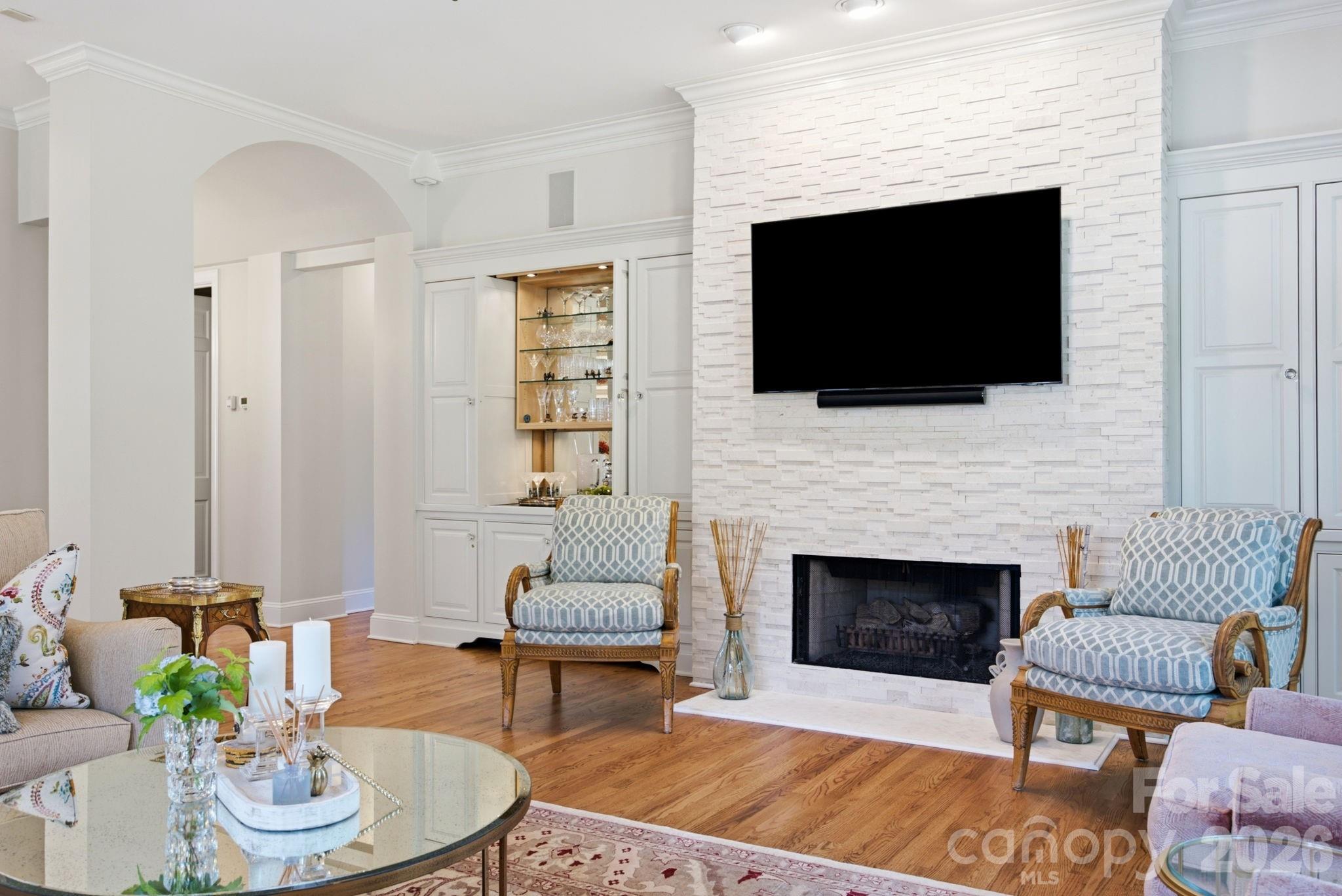 18416 Peninsula Club Drive