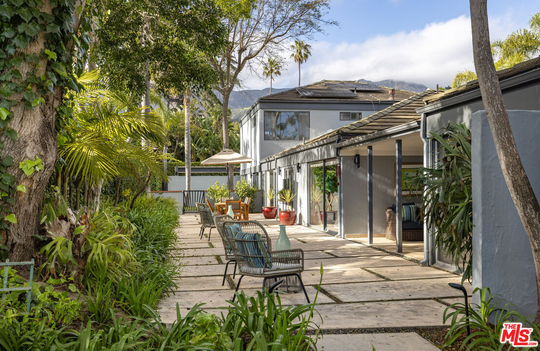 246 Toro Canyon Rd
