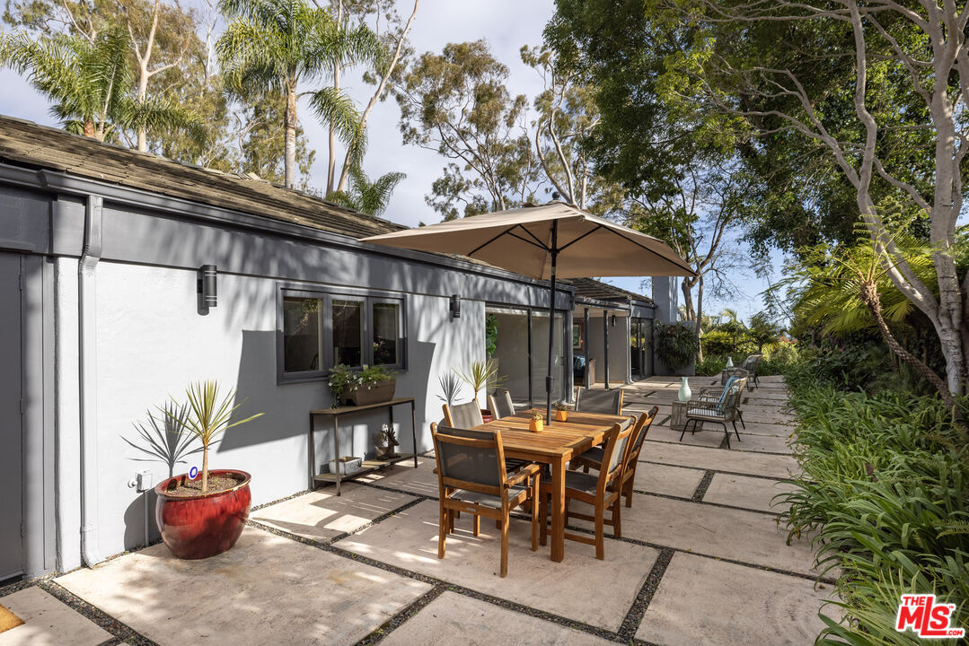 246 Toro Canyon Rd