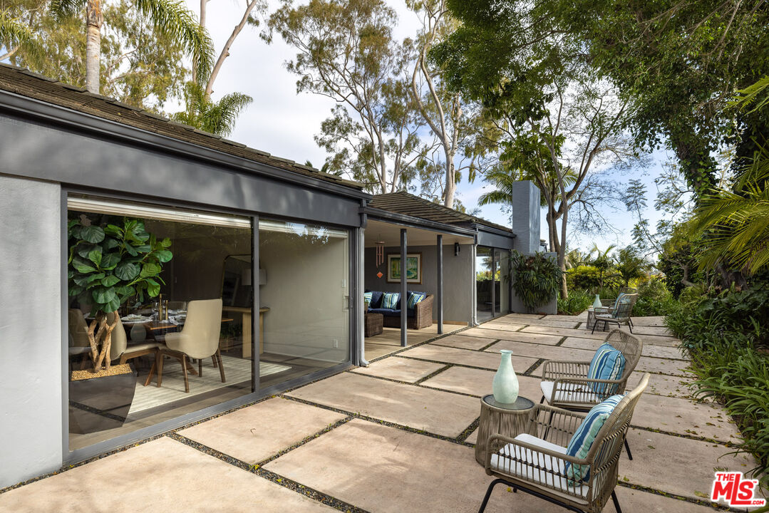 246 Toro Canyon Rd