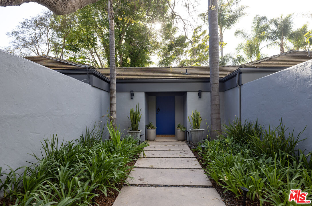 246 Toro Canyon Rd