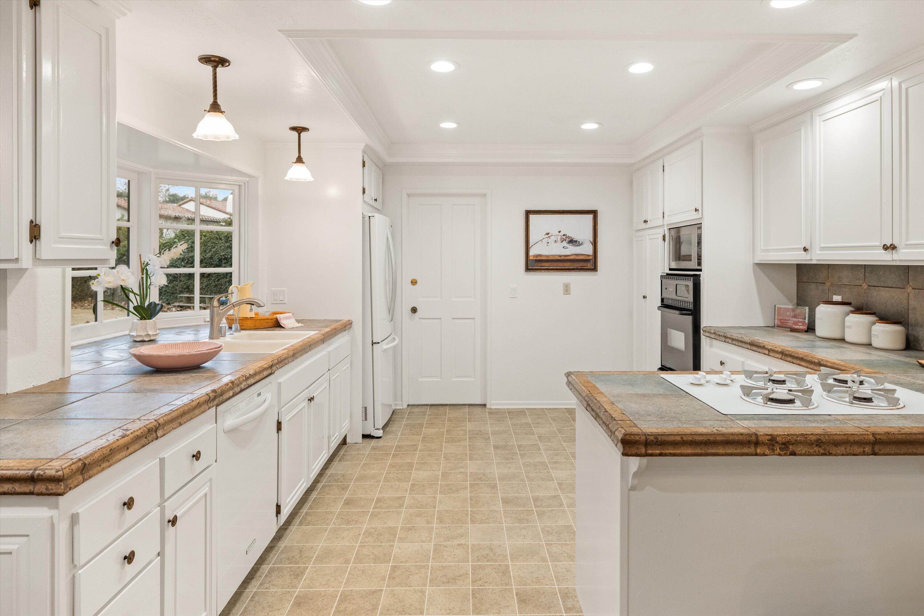 150 San Leandro Place
