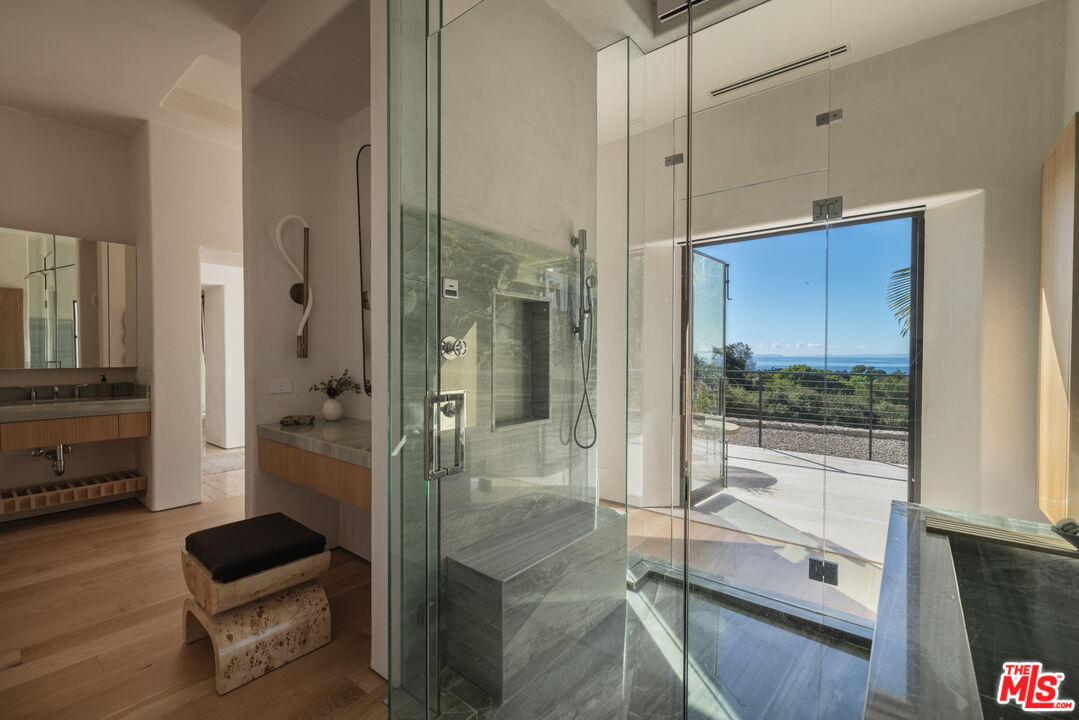 4160 La Ladera Rd