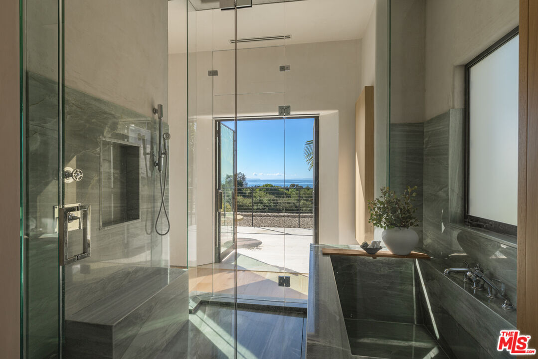 4160 La Ladera Rd